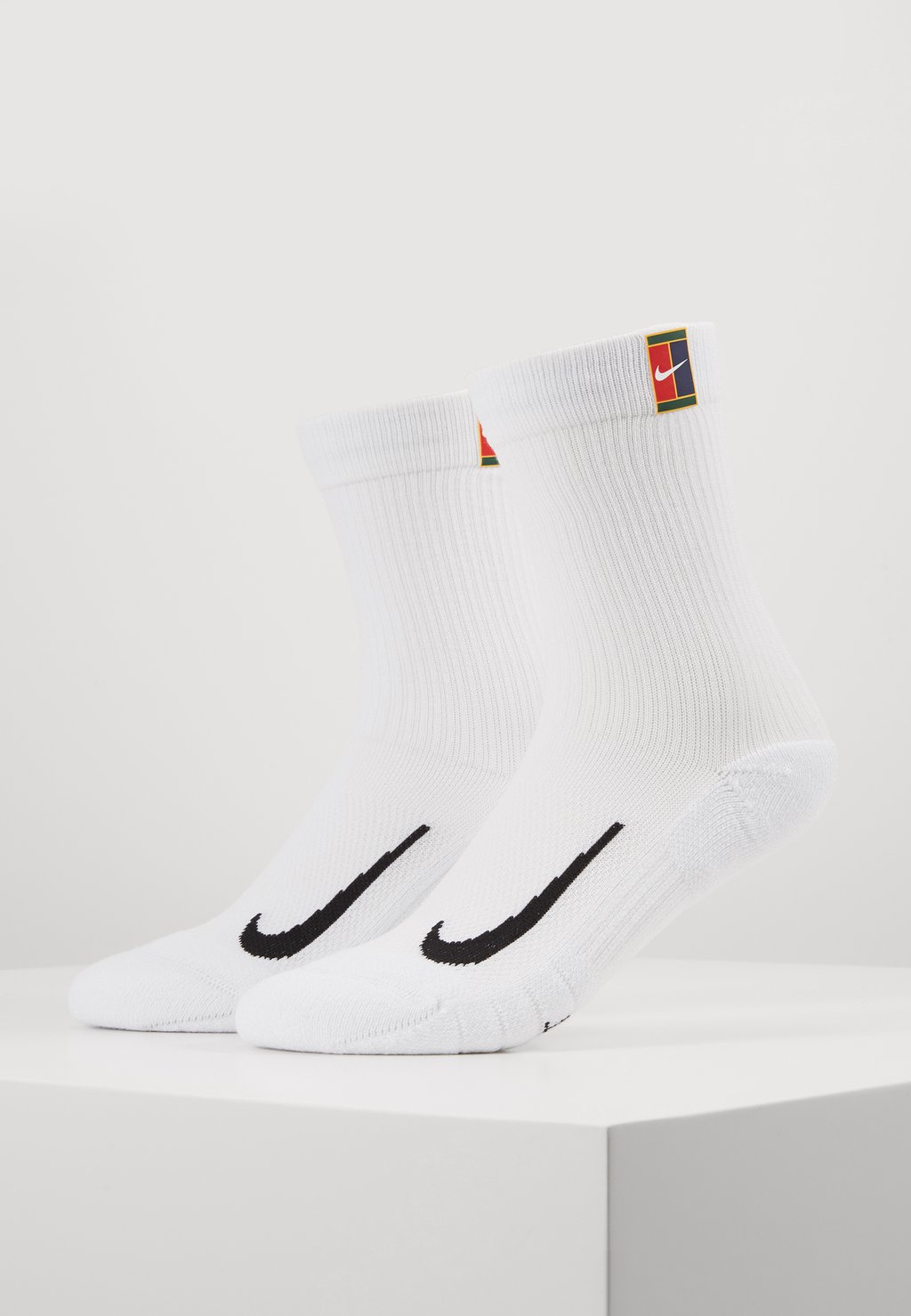 Спортивные носки Nike, белый цена и фото