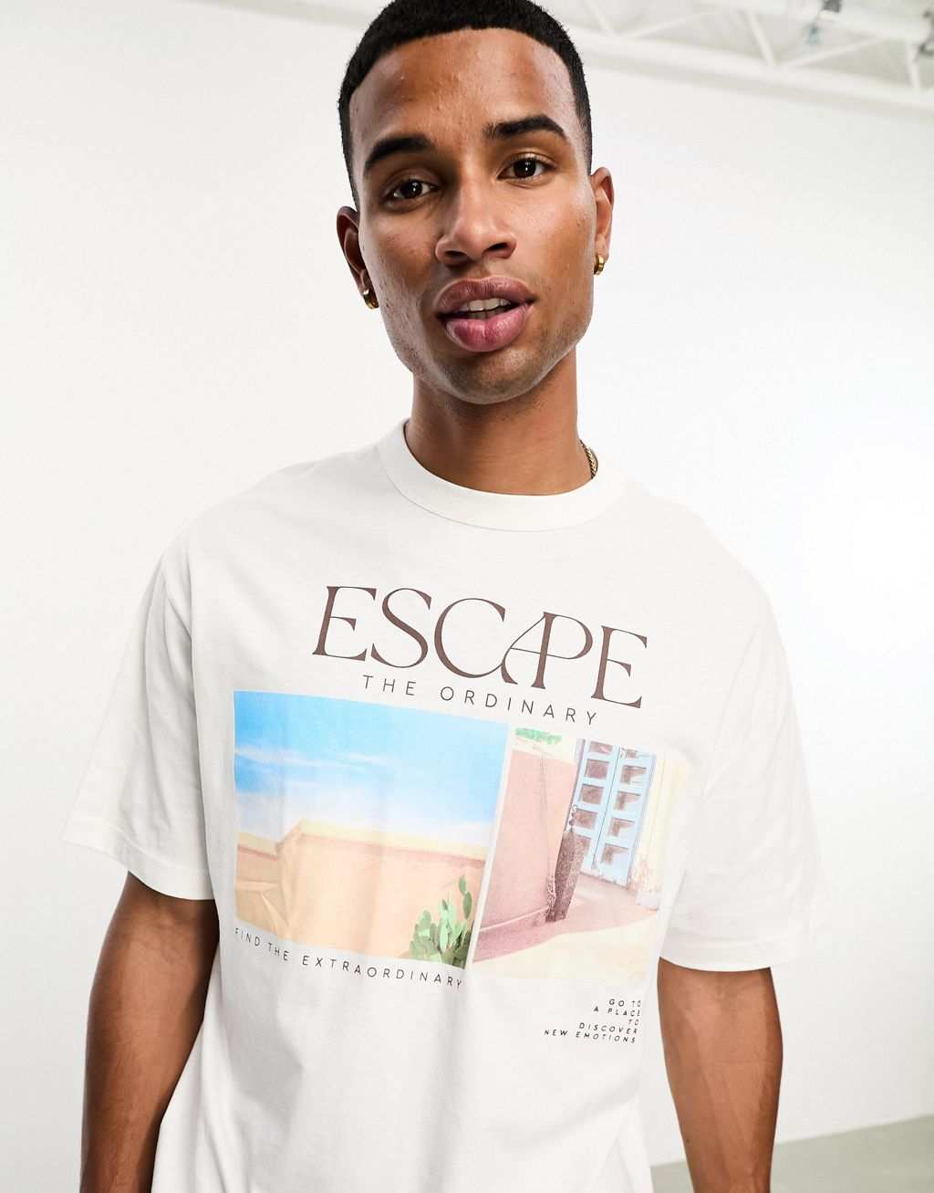 

Белая футболка Bershka Escape, Белый