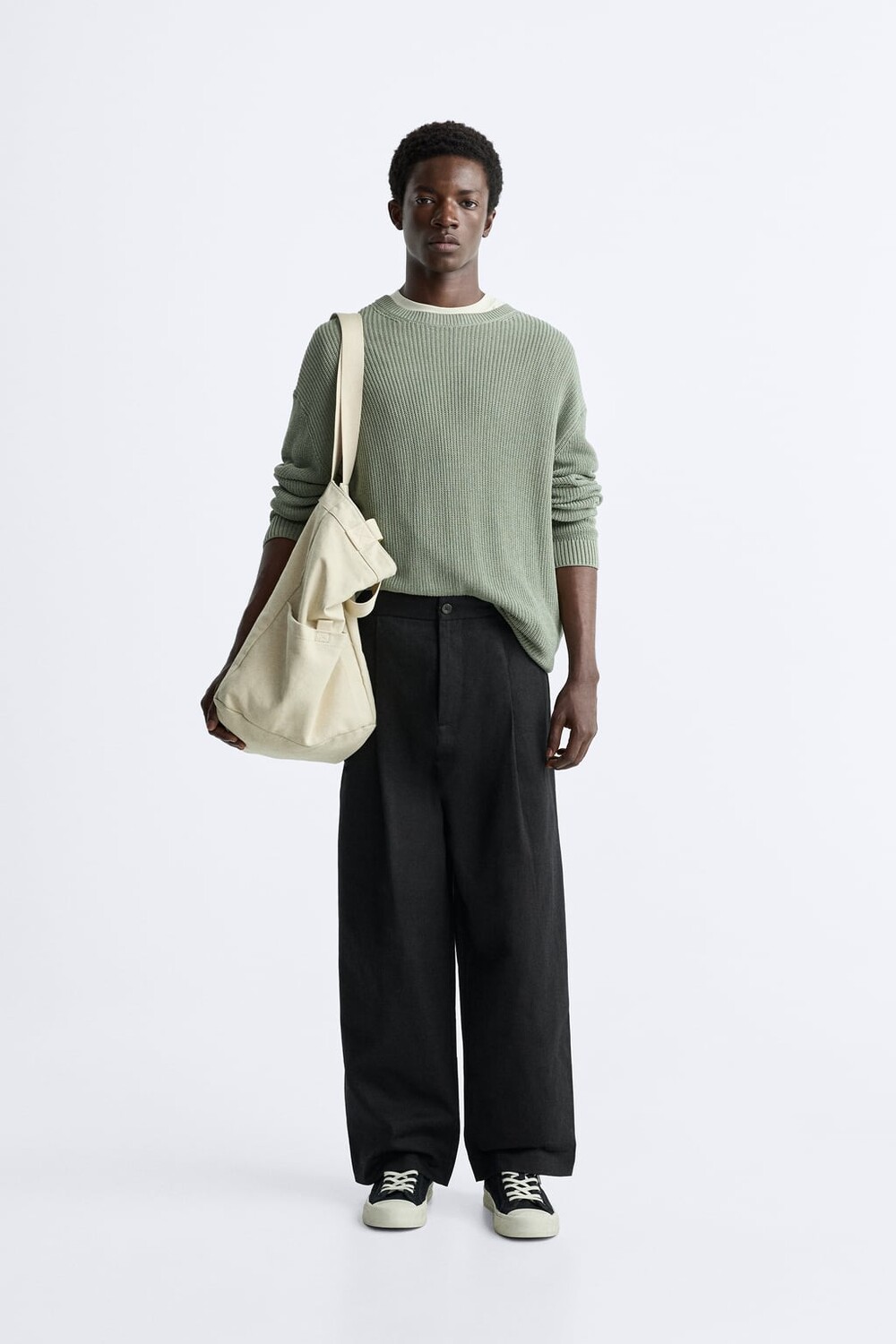 

Брюки плиссированные ZARA, черный