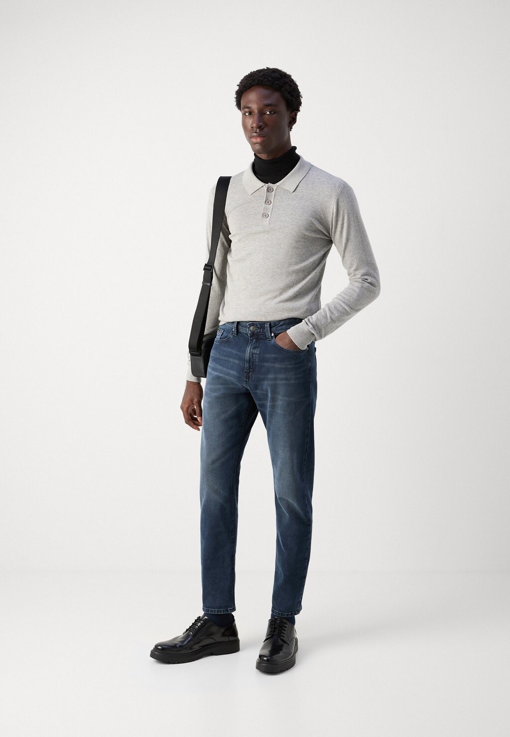 

Джинсы зауженного кроя TROUSERS REGULAR WAIST Marc O'Polo DENIM, темно-синий