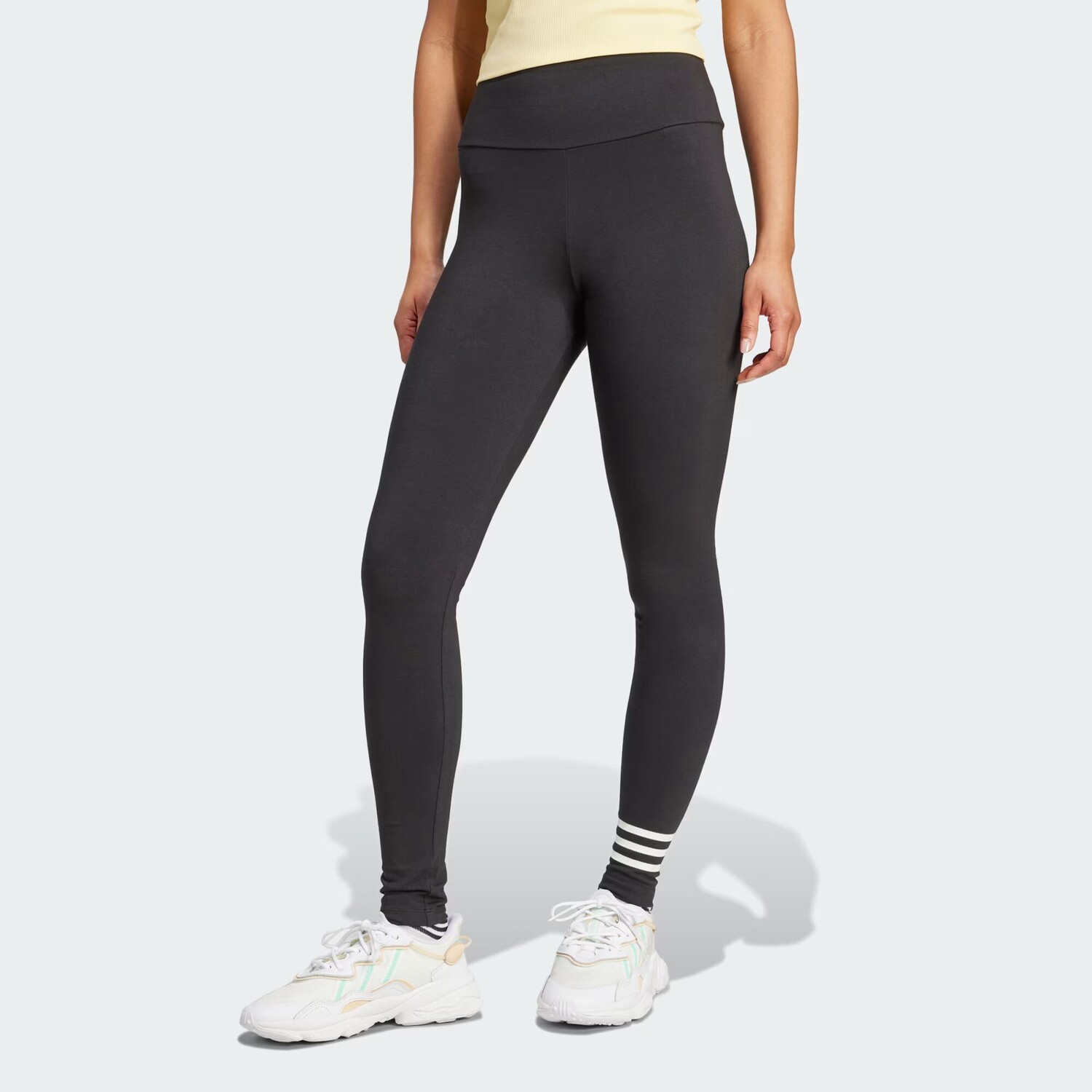 

Леггинсы полной длины Adicolor Neuclassics Adidas, цвет Black/Cloud White