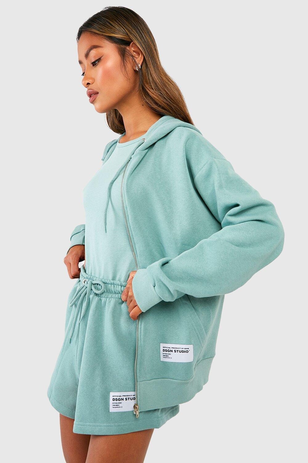 

Боди из 3 частей с коротким спортивным костюмом на молнии Boohoo, шалфей