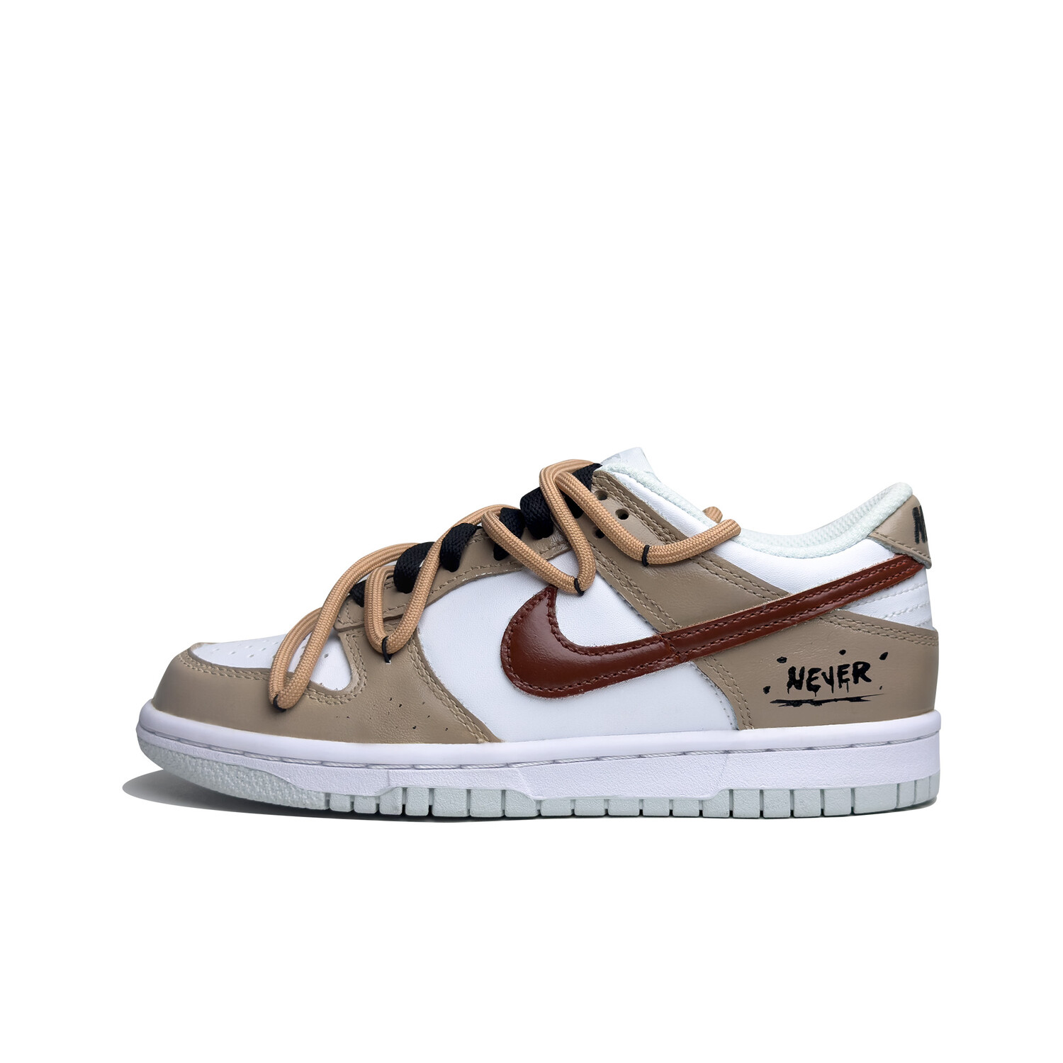 

Кроссовки Nike Dunk Skateboarding Shoes Women's Low-top Brown/red/white, коричневый