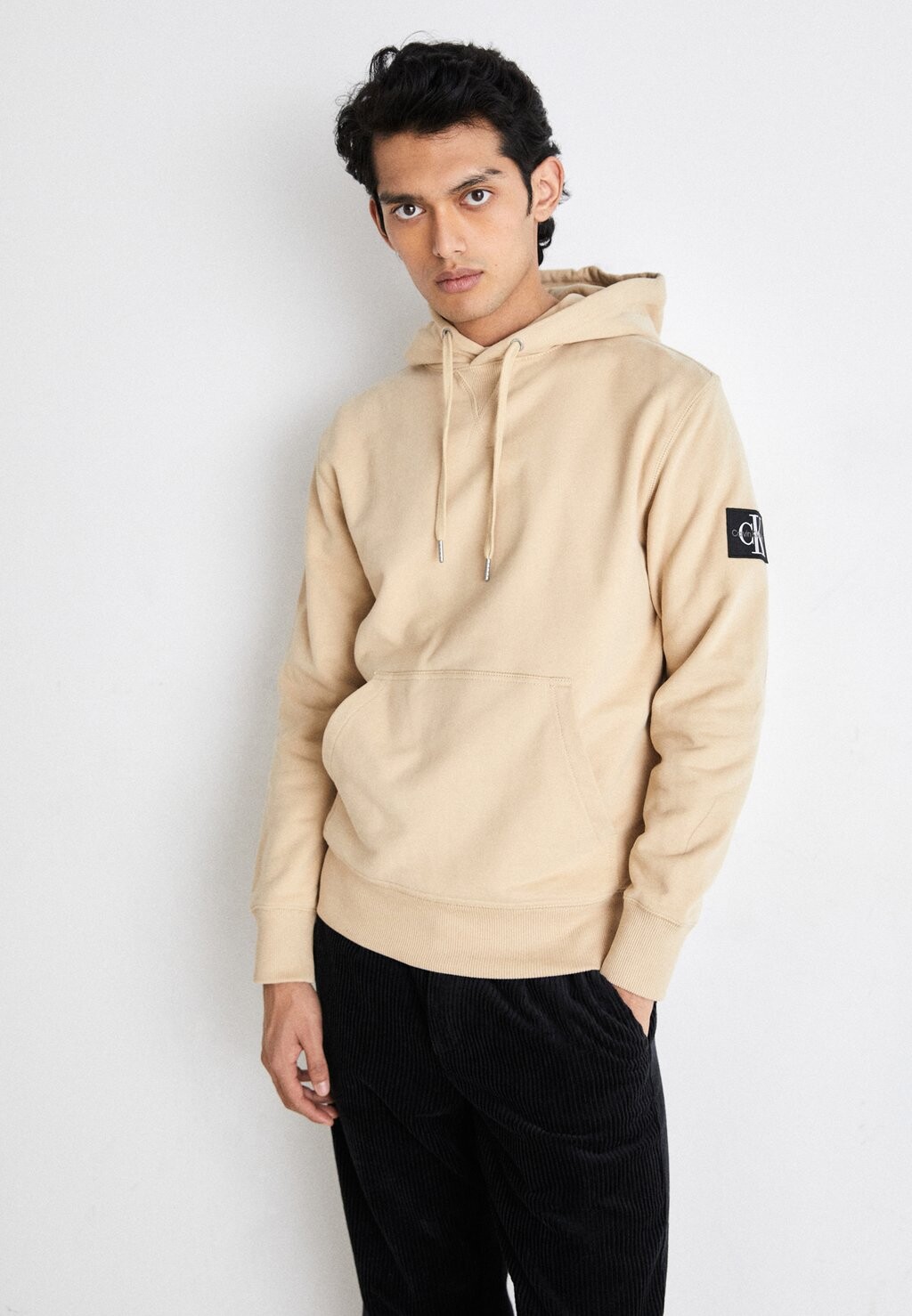 

Толстовка Calvin Klein Jeans BADGE HOODIE, цвет warm sand