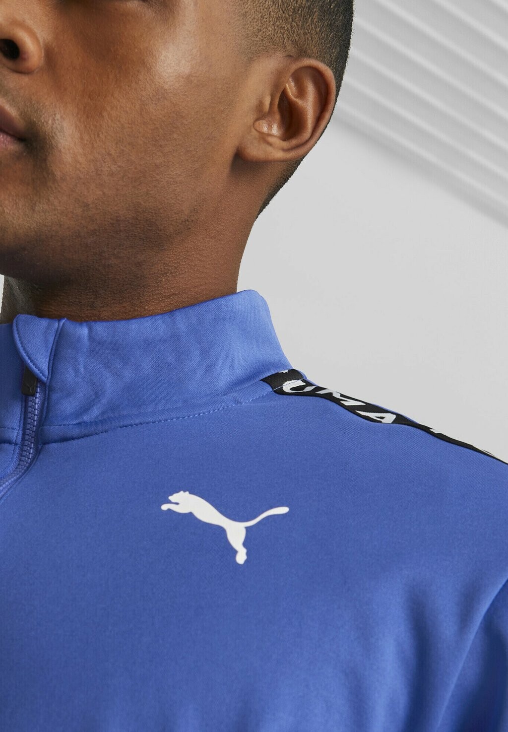 

Спортивная куртка Puma