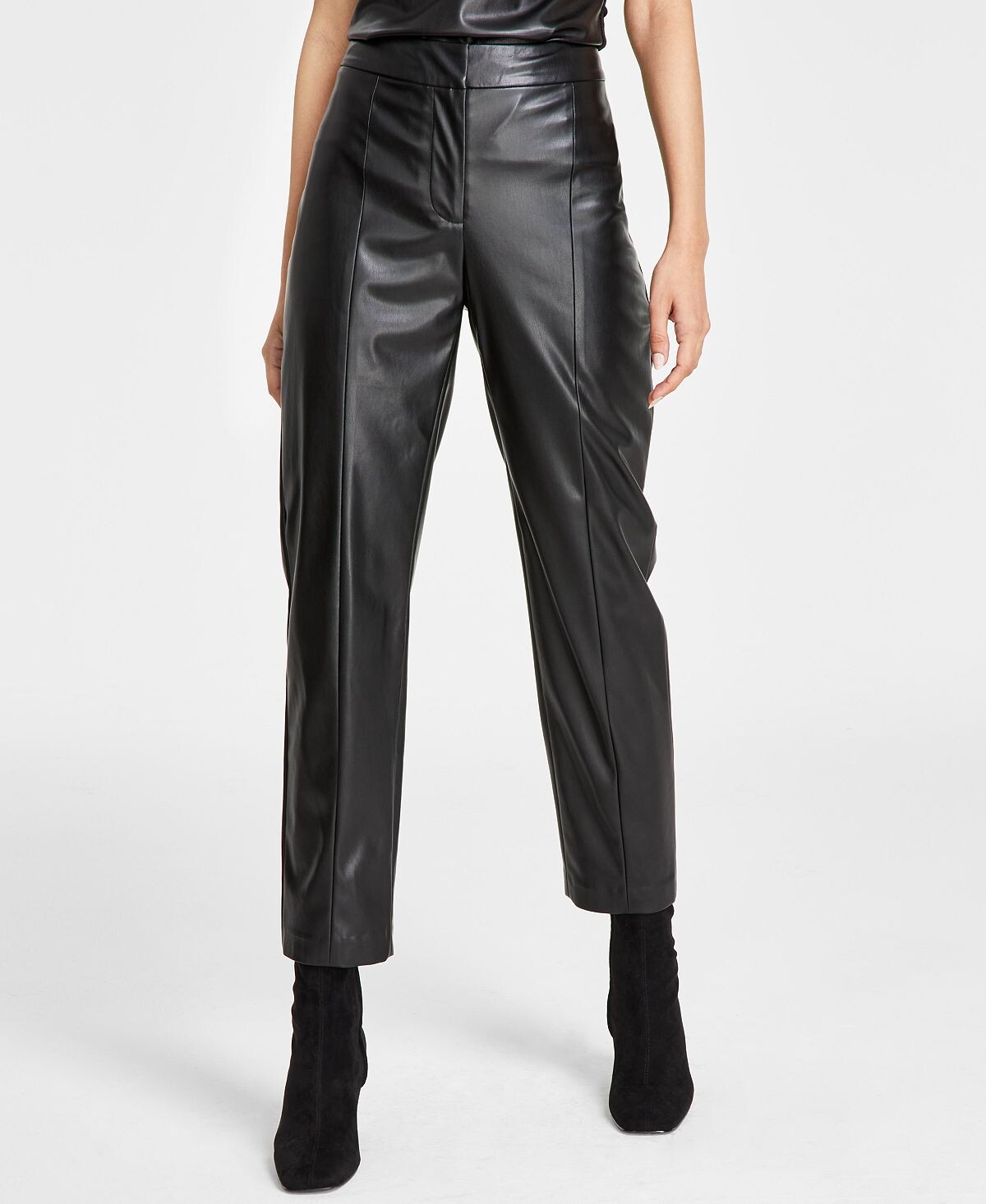 

Женские узкие брюки из искусственной кожи с передним швом DKNY, черный