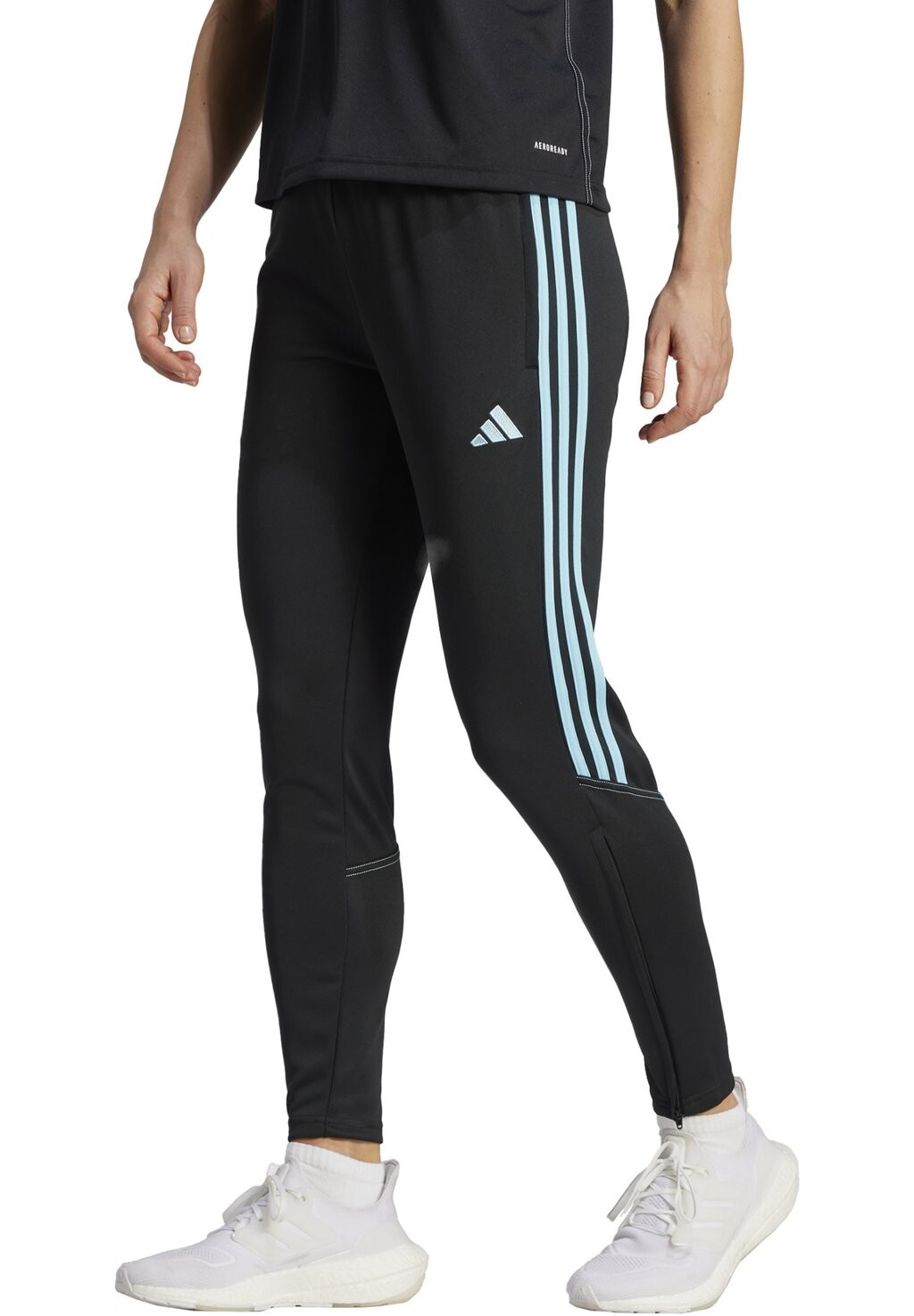 

Спортивные брюки Adidas, черные