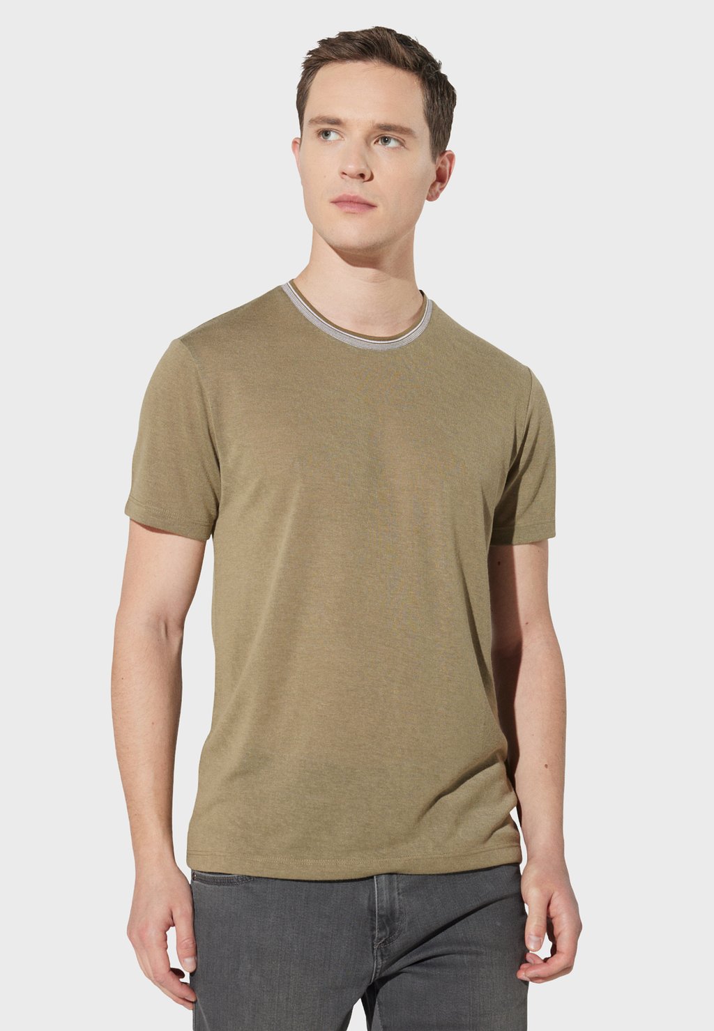 Футболка базовая SLIM FIT AC&CO / ALTINYILDIZ CLASSICS, цвет Slim Fit Plain T-Shirt