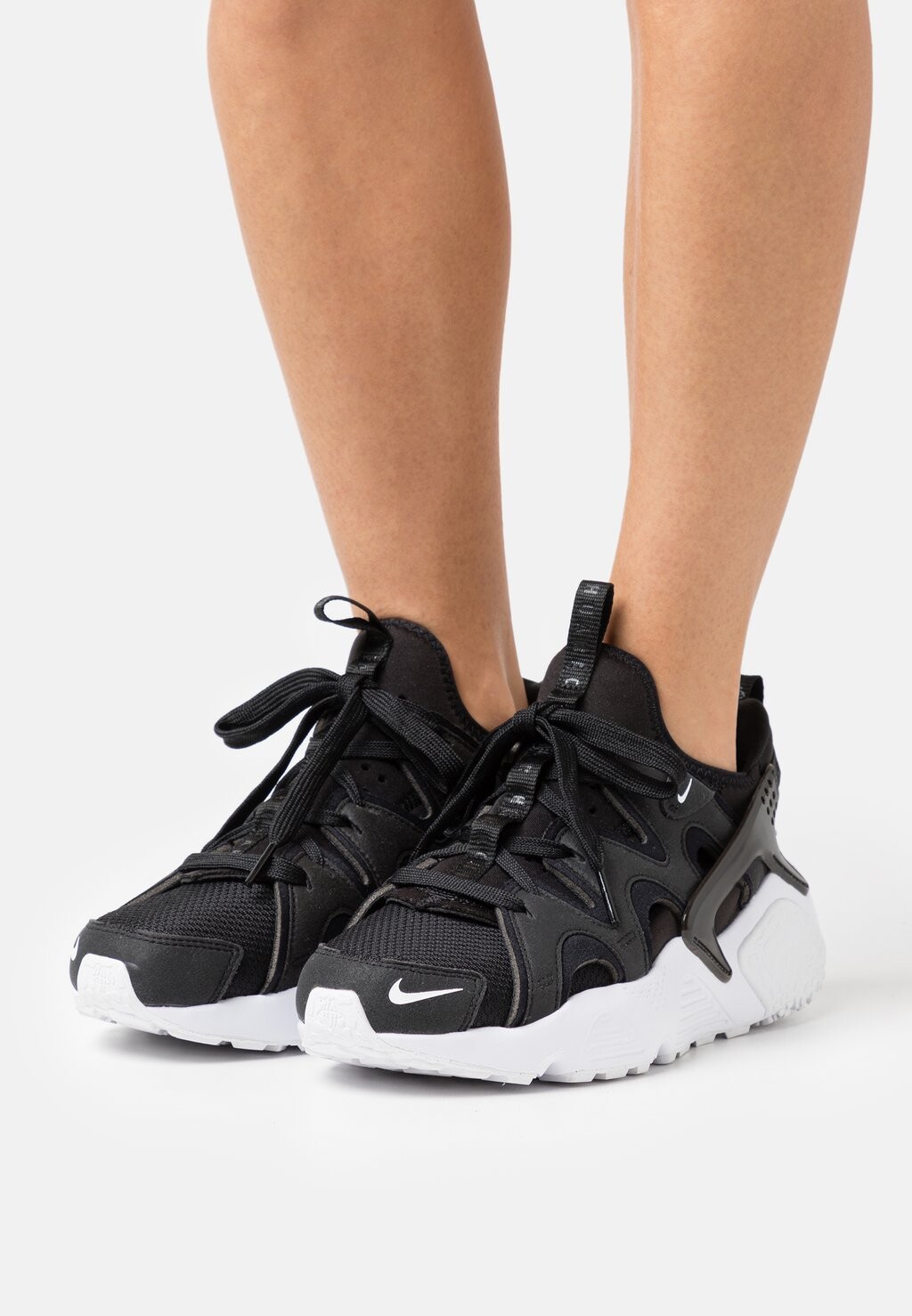 

Кроссовки Nike, черно-белый