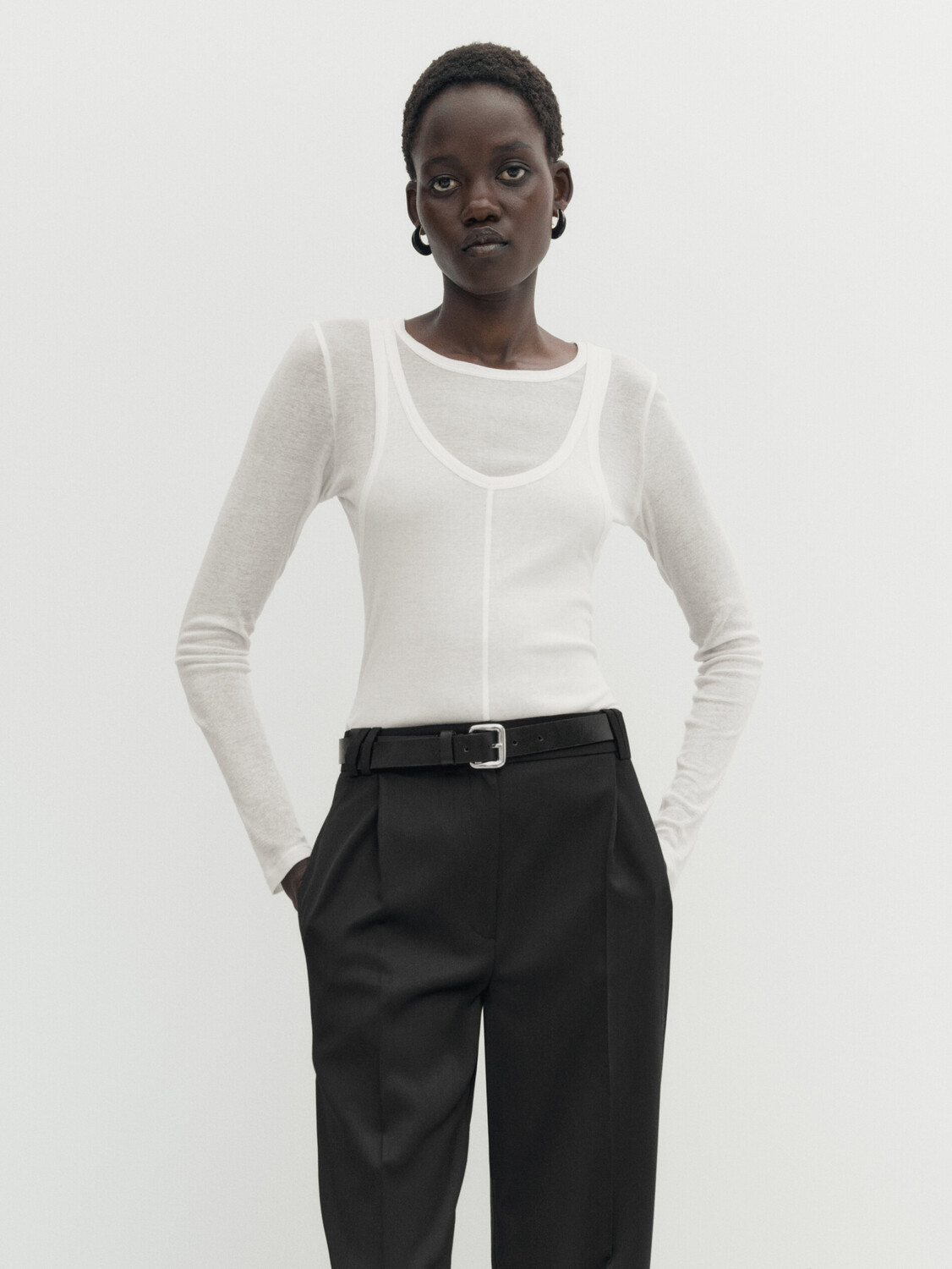 

Брюки из 100% шерсти с вытонами Massimo Dutti, черный
