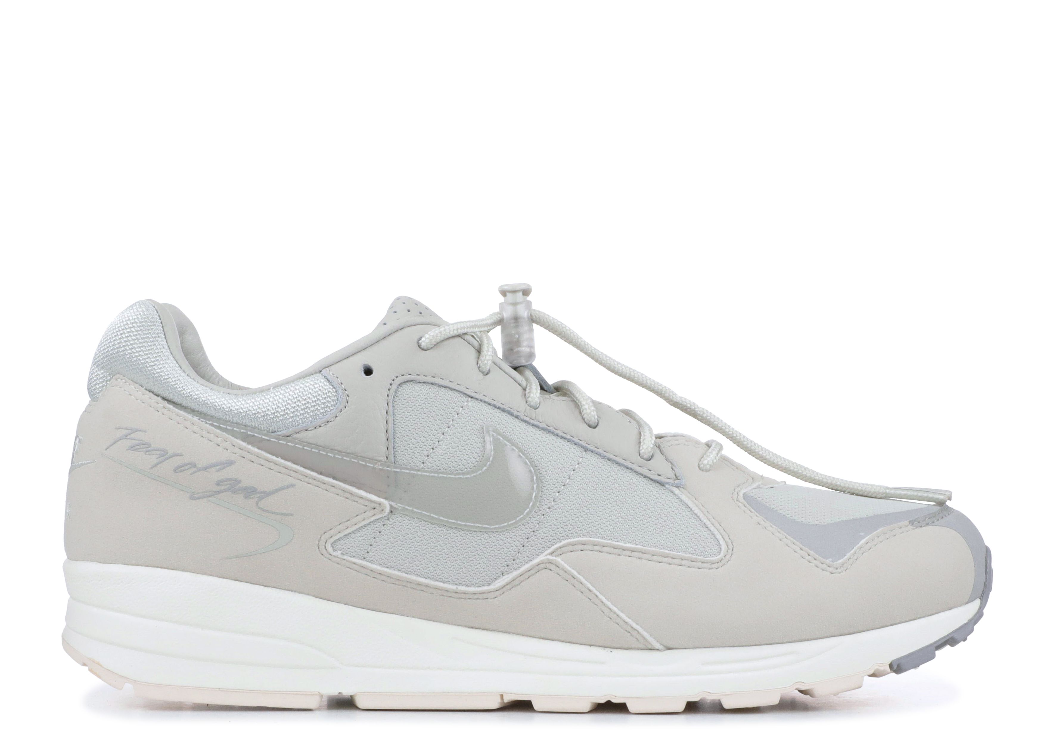 

Кроссовки Nike Fear Of God X Air Skylon 2 'Light Bone', кремовый, Бежевый