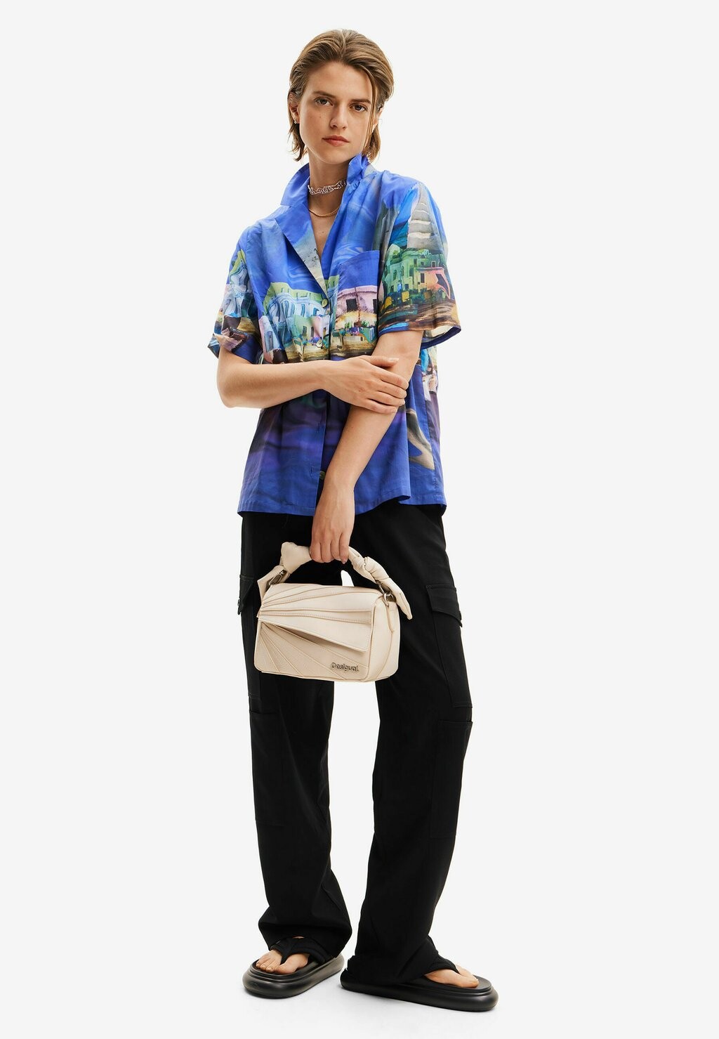 

Сумка через плечо Desigual, бежевая