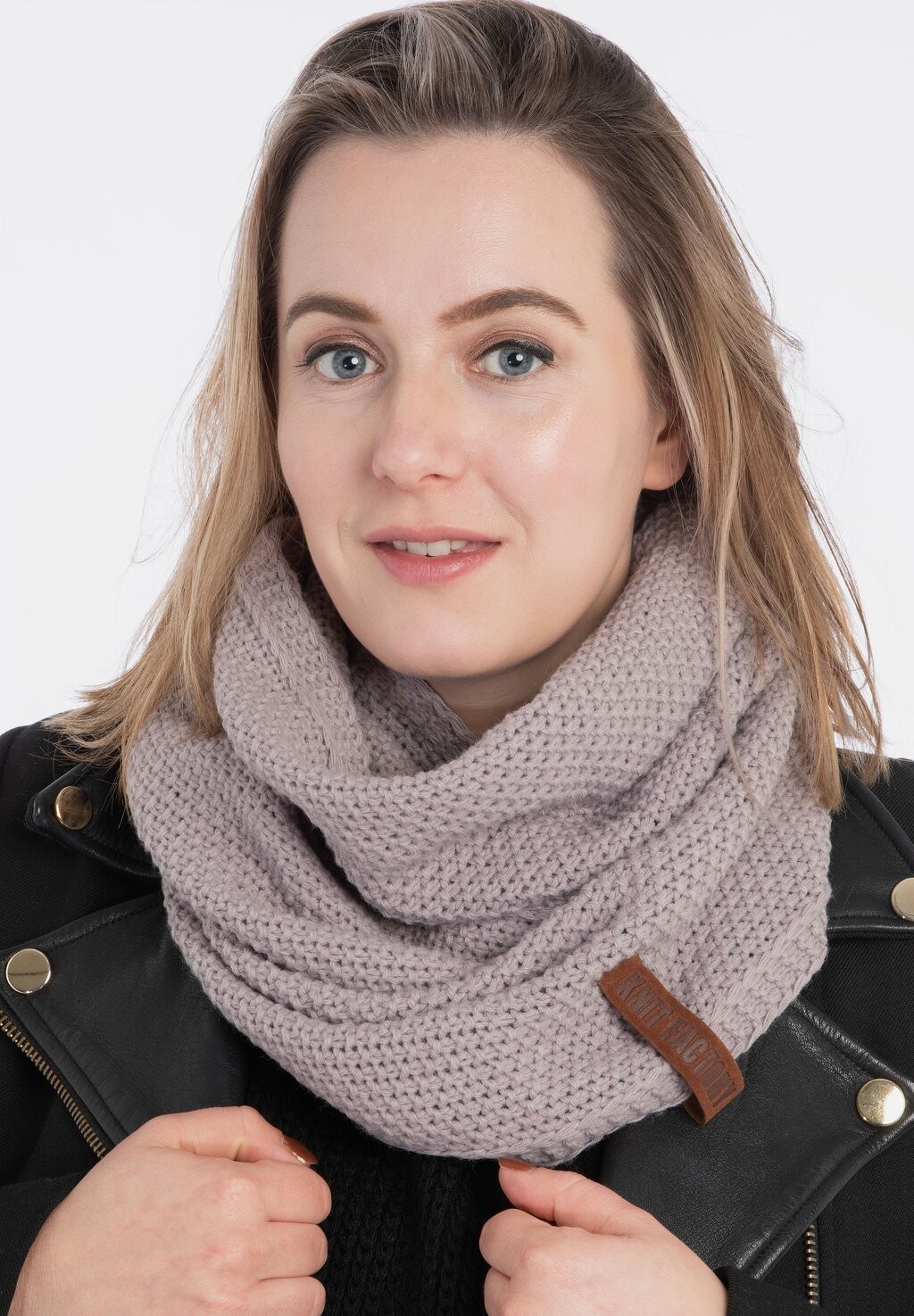 

Снуд COCO Knit Factory, цвет mauve
