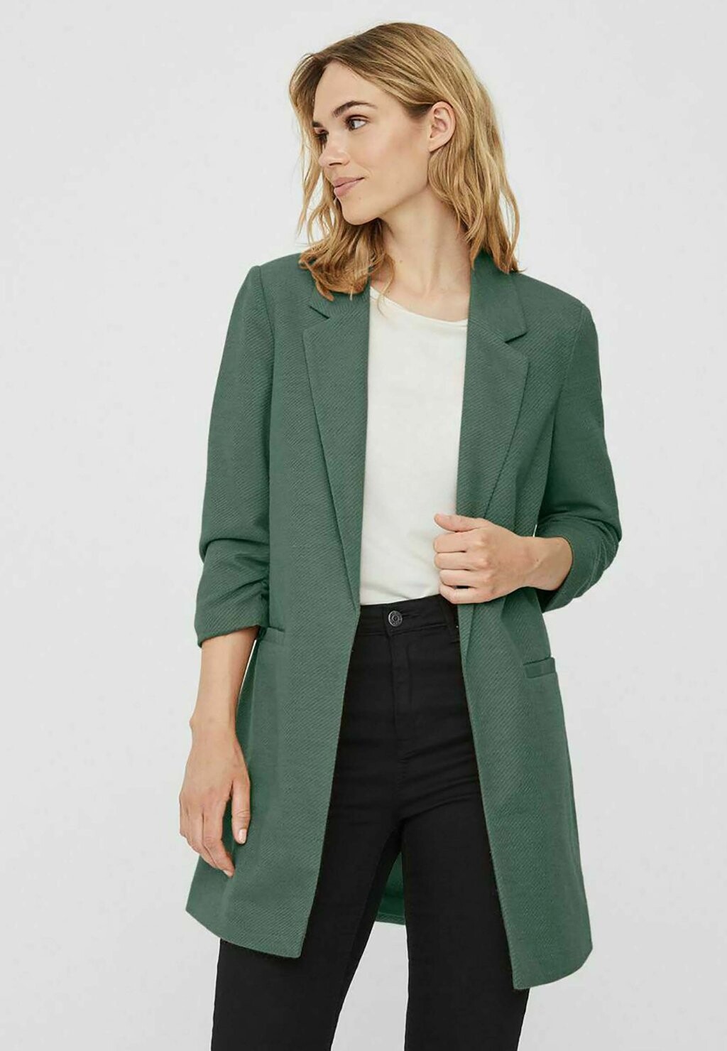 

Короткое пальто Vero Moda, Серый