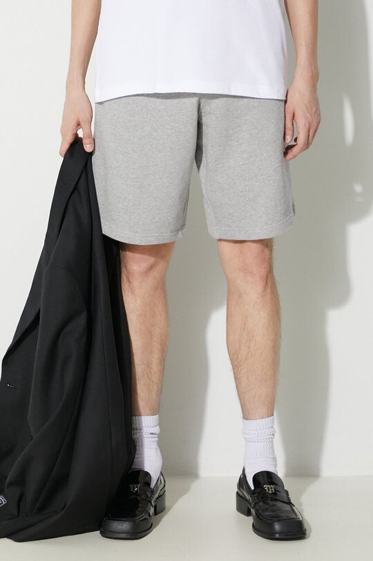 

Незаменимые хлопковые шорты adidas Originals, серый