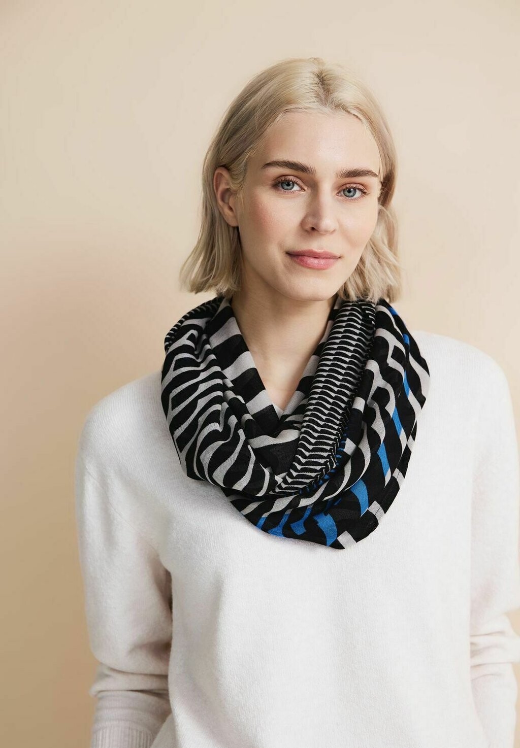 

Снуд PRINT Street One, цвет schwarz