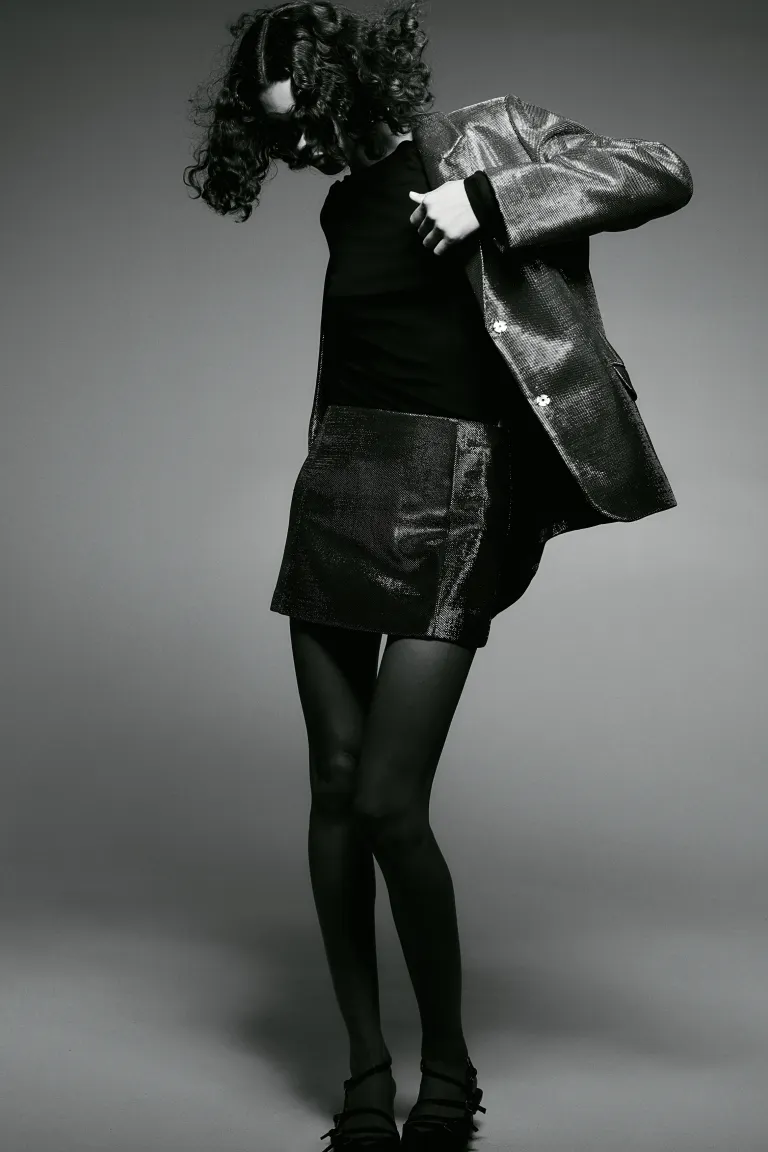 Блестящая мини-юбка H&M, черный юбка карандаш женская до колен пикантная офисная облегающая замшевая повседневная юбка с завышенной талией с разрезом сзади облегающая м