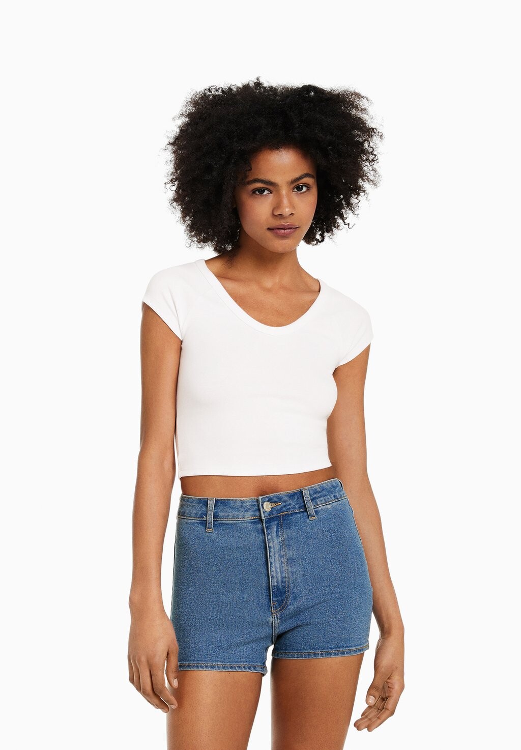 

Джинсовые шорты Bershka