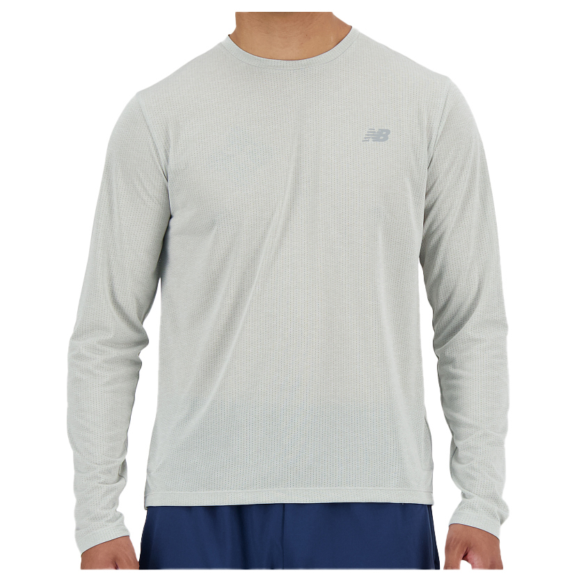 цена Беговая рубашка New Balance Athletics Run L/S, цвет Athletic Grey