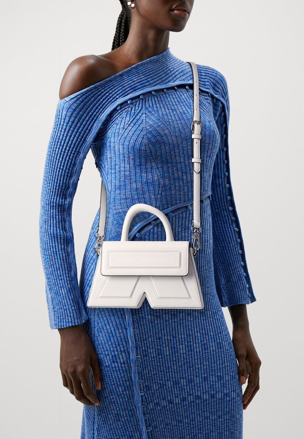 

Сумка IKON KARL LAGERFELD, цвет off white