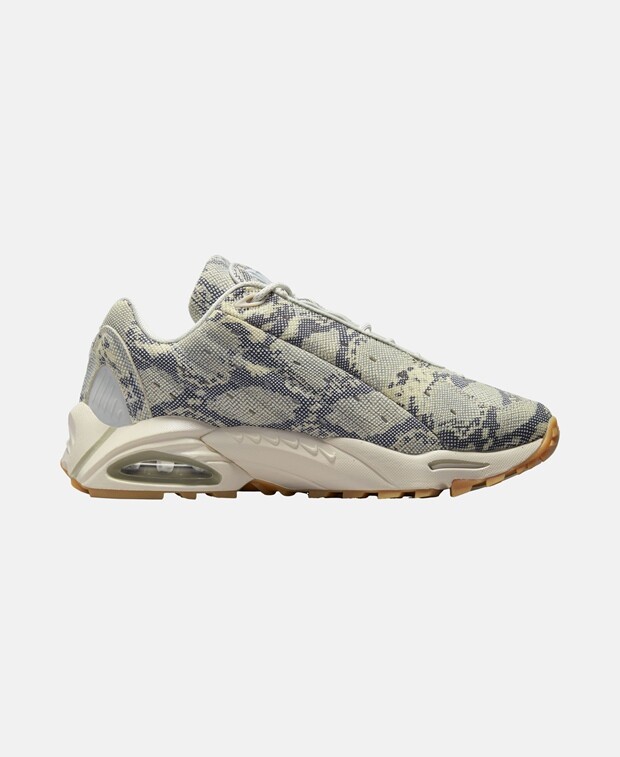 

Кроссовки Nike, экрю