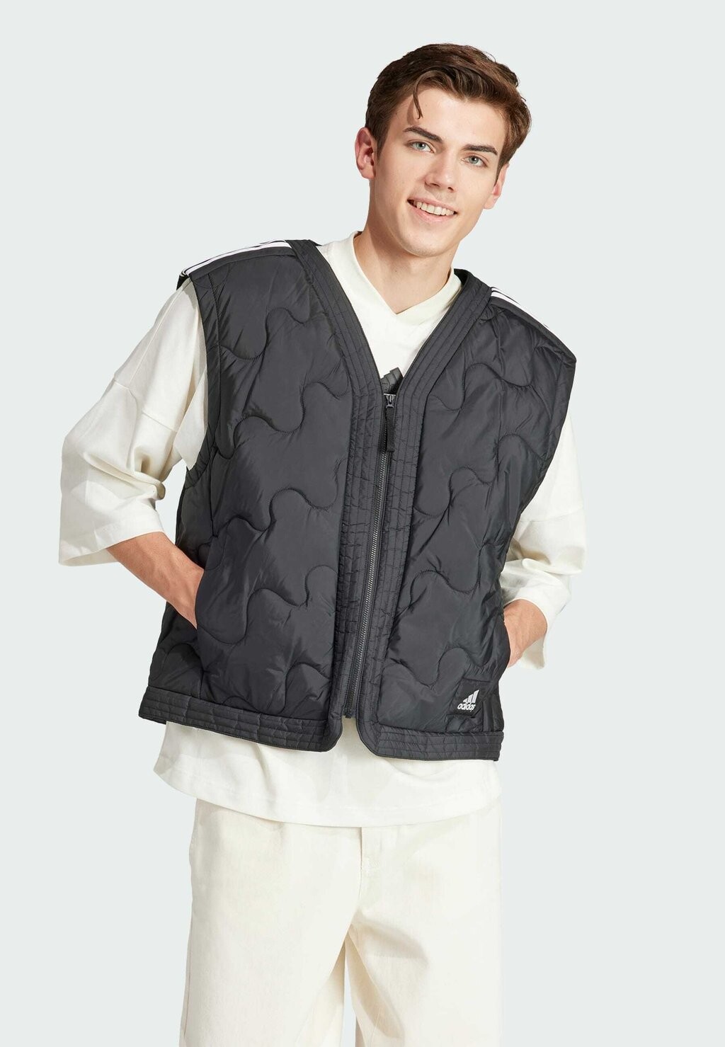 

Жилет NUGANIC adidas Sportswear, черный