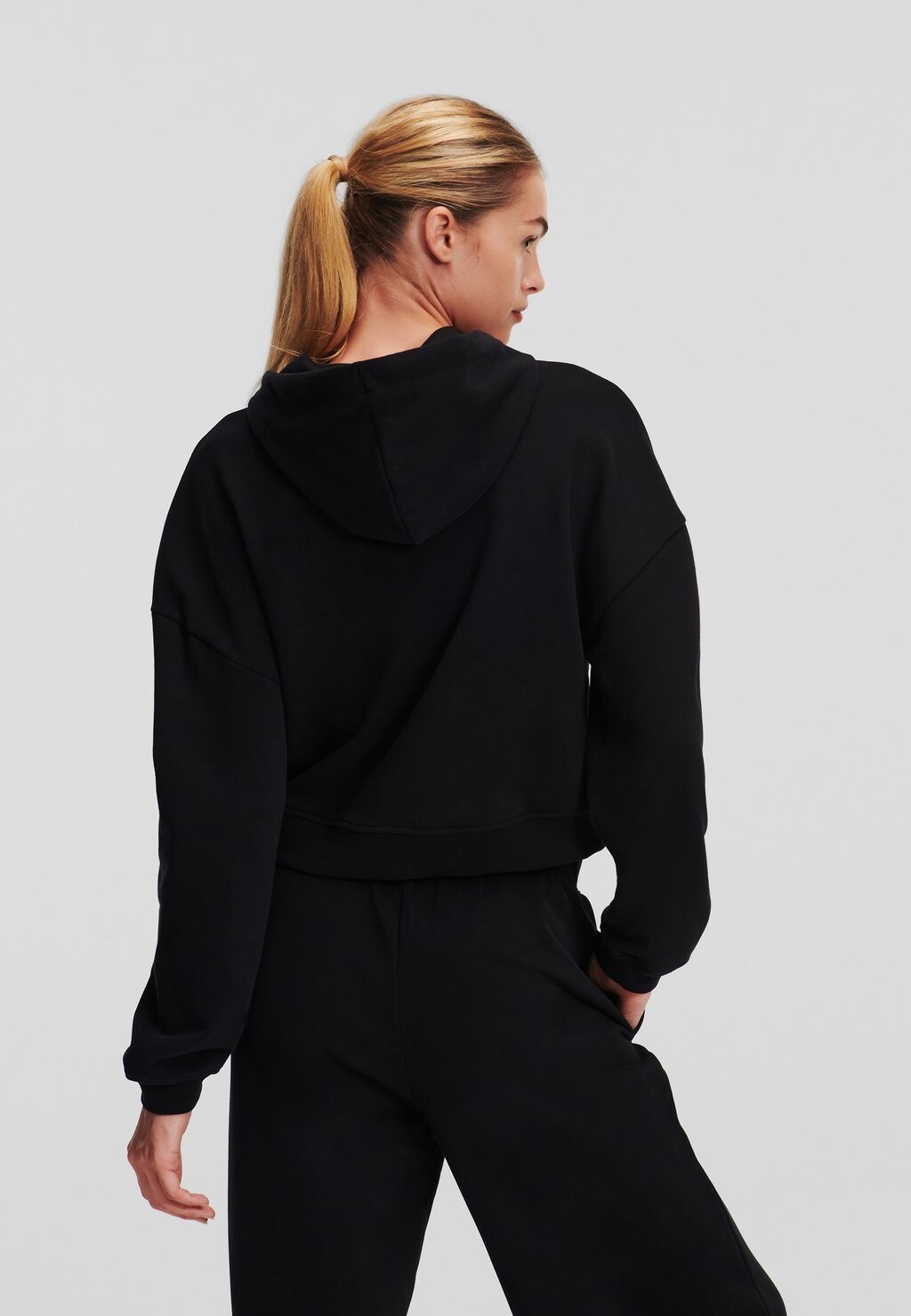 

Толстовка на молнии ESSENTIAL LOGO KARL LAGERFELD, черный