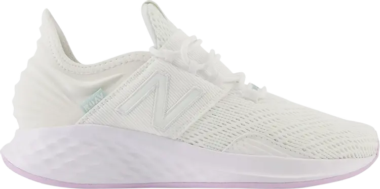 

Кроссовки Wmns Fresh Foam Roav Wide 'White Thistle', белый