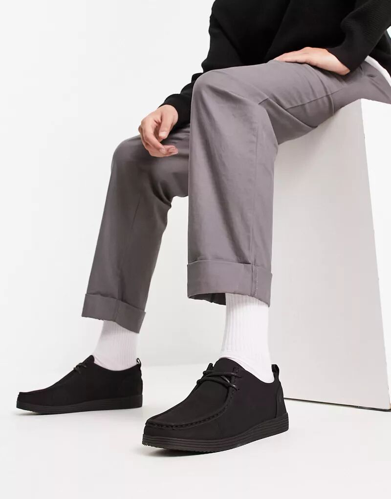 Черные туфли на шнуровке из искусственной замши New Look