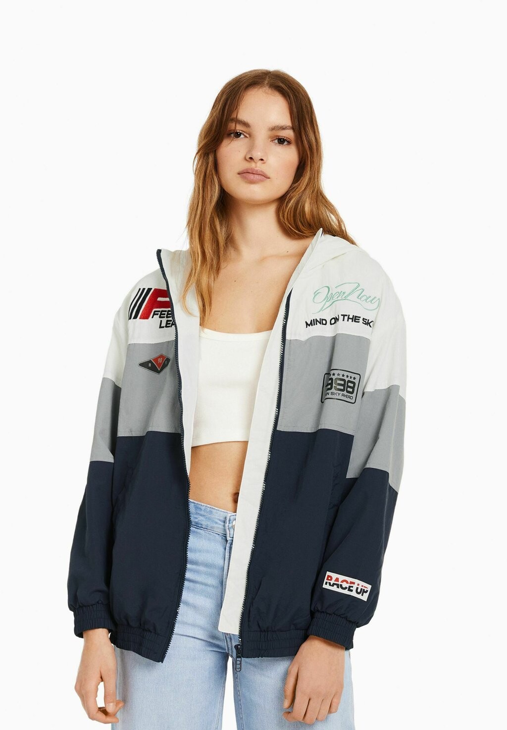

ХУДИ Bershka