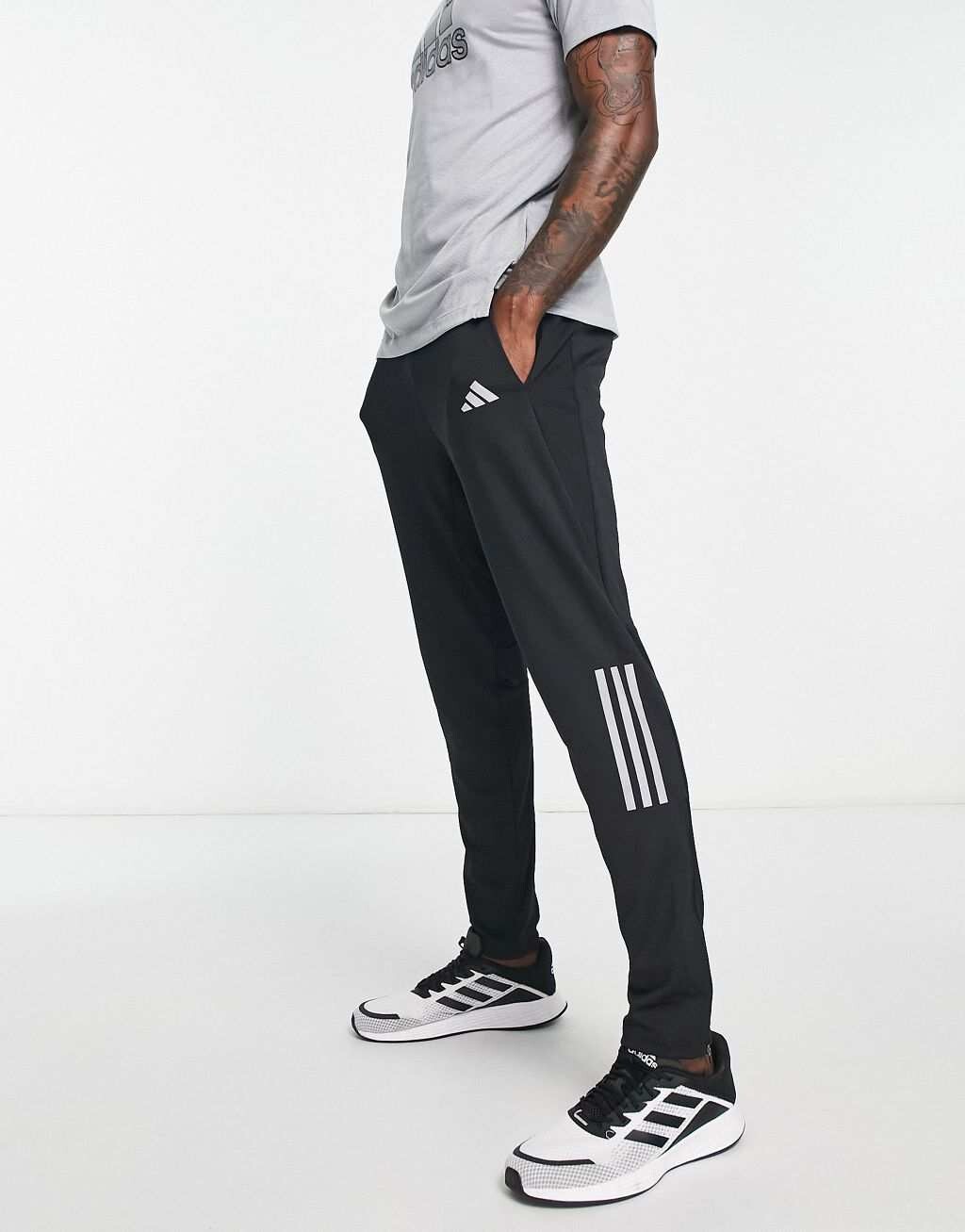 

Черные джоггеры adidas Running Own The Run