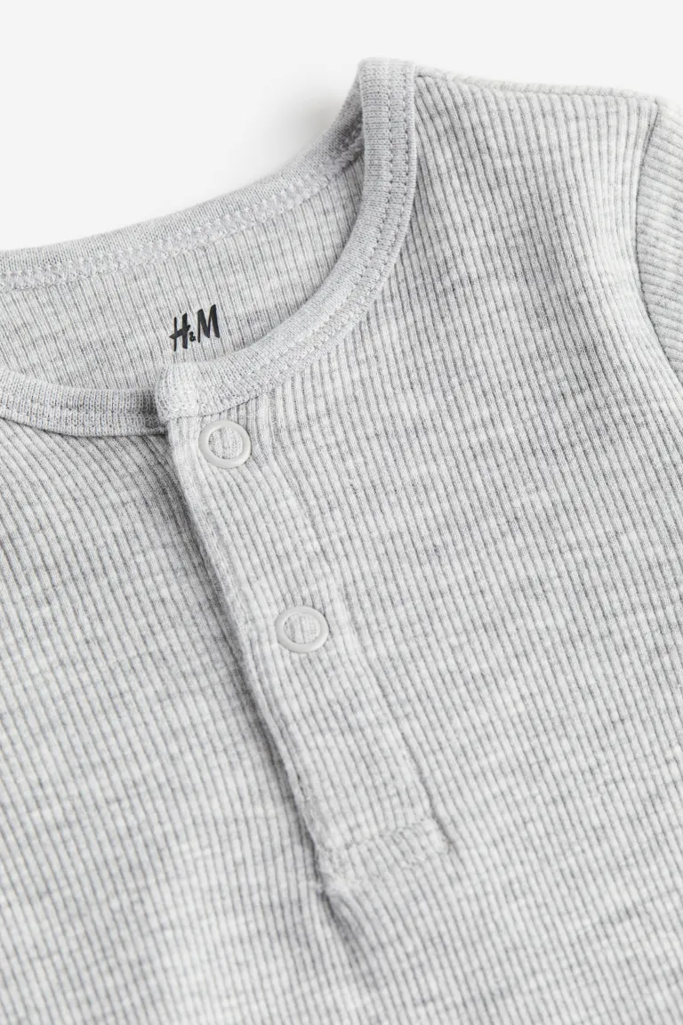 

Боди с пуговицами и длинными рукавами H&M, серый