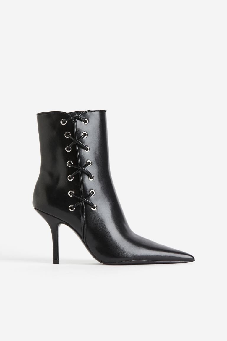 

Ботинки с кружевной отделкой и на каблуке H&M