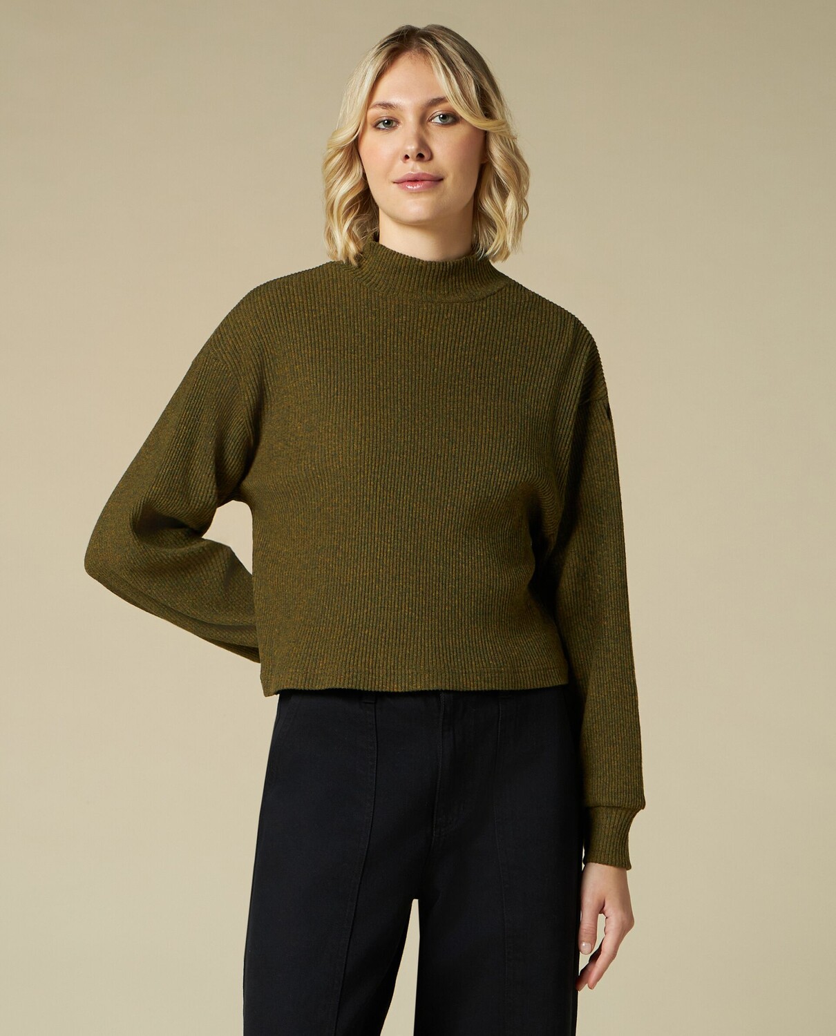 

Женская футболка в рубчик NICE&CHIC, зеленый
