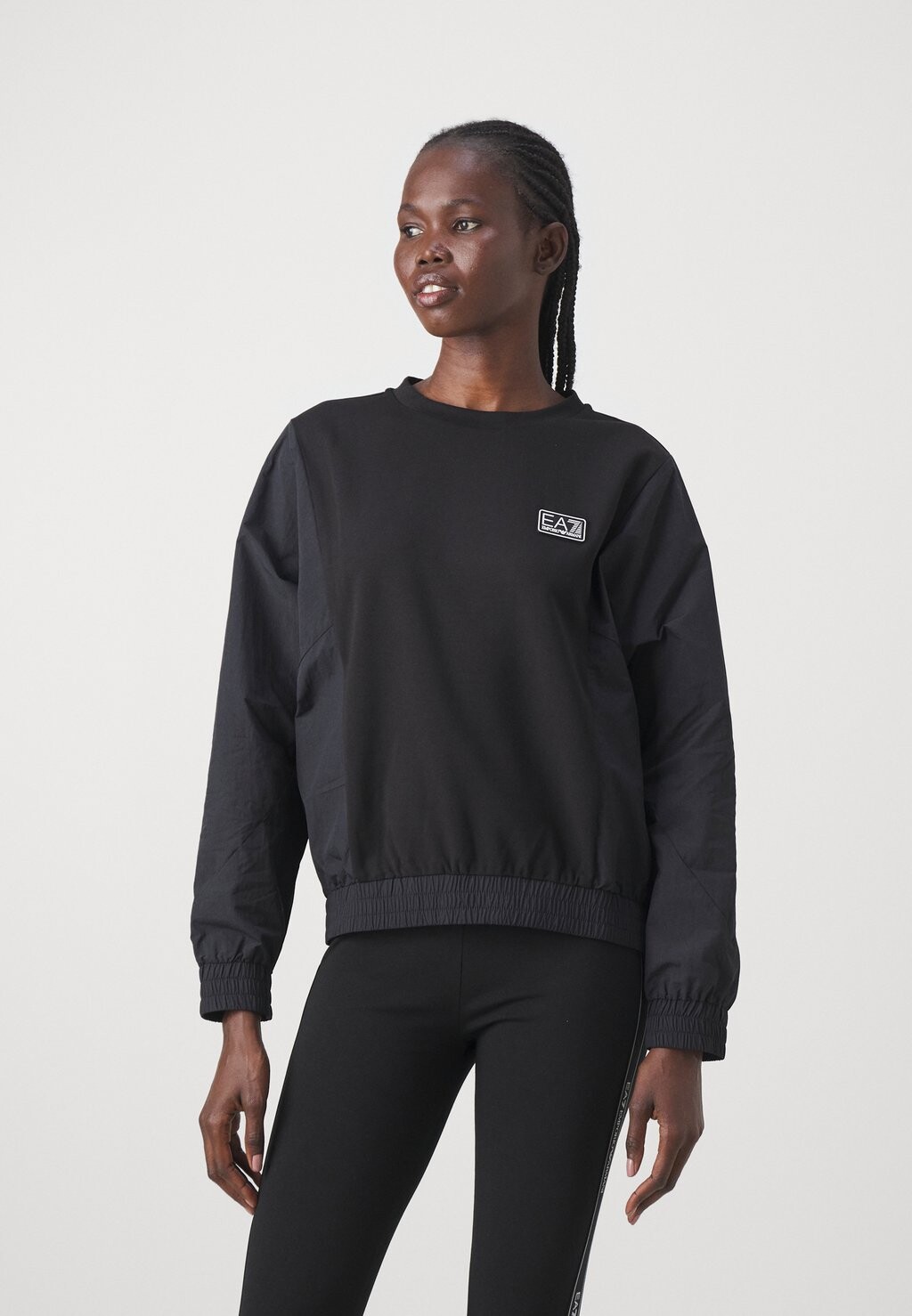 

Толстовка EA7 Emporio Armani, черный