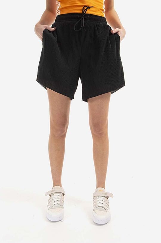 

Шорты adidas Originals, черный