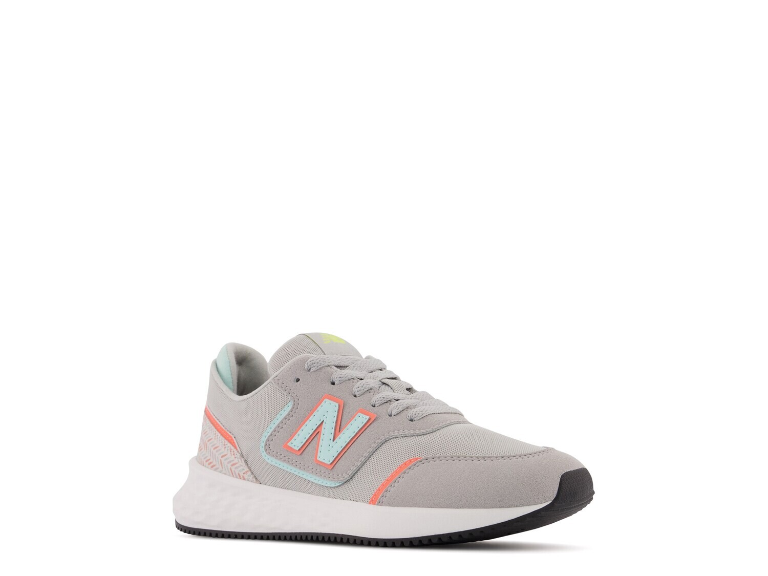 

Кроссовки детские New Balance Fresh Foam X70, серый