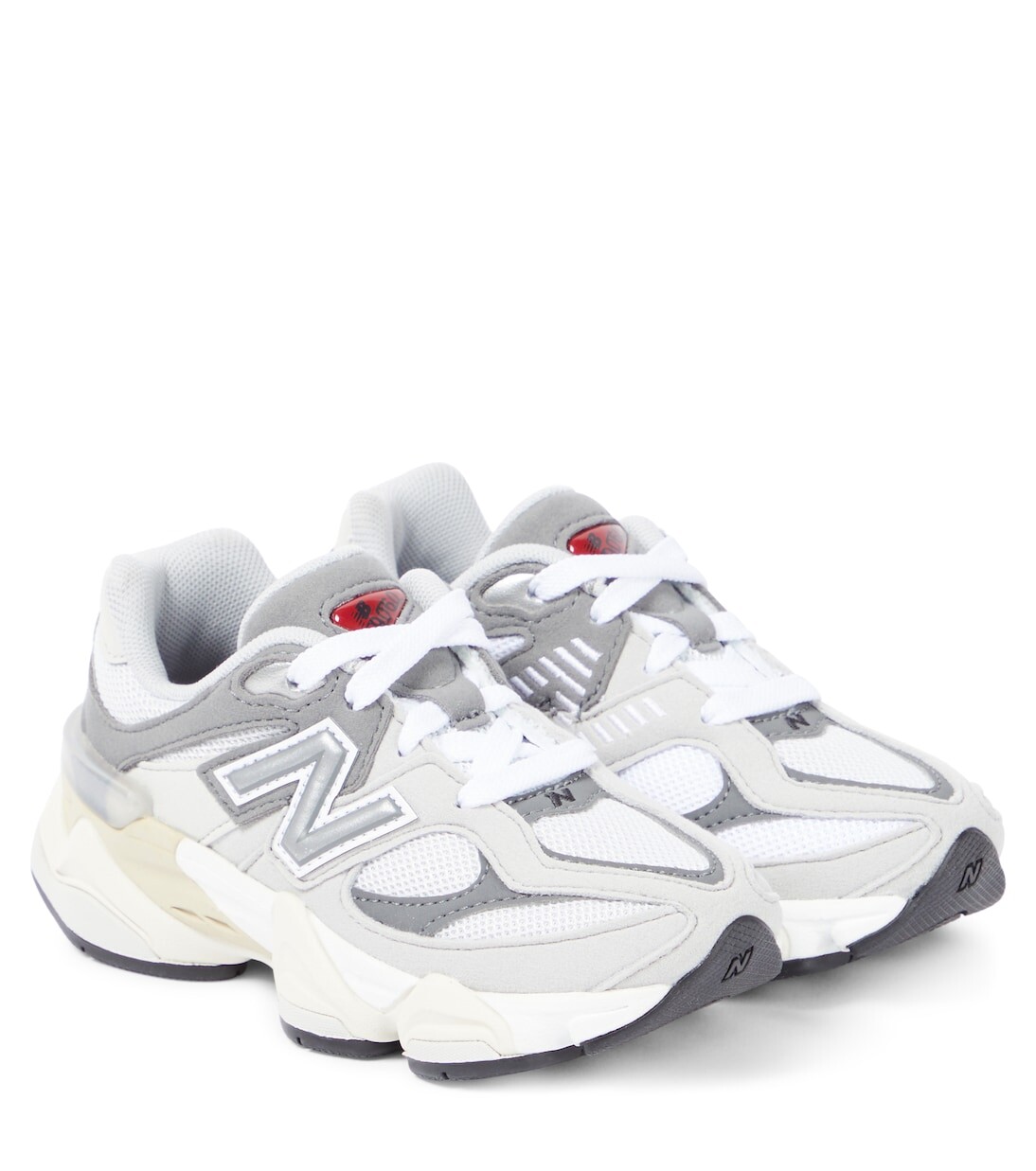 

Замшевые кроссовки New Balance, серый