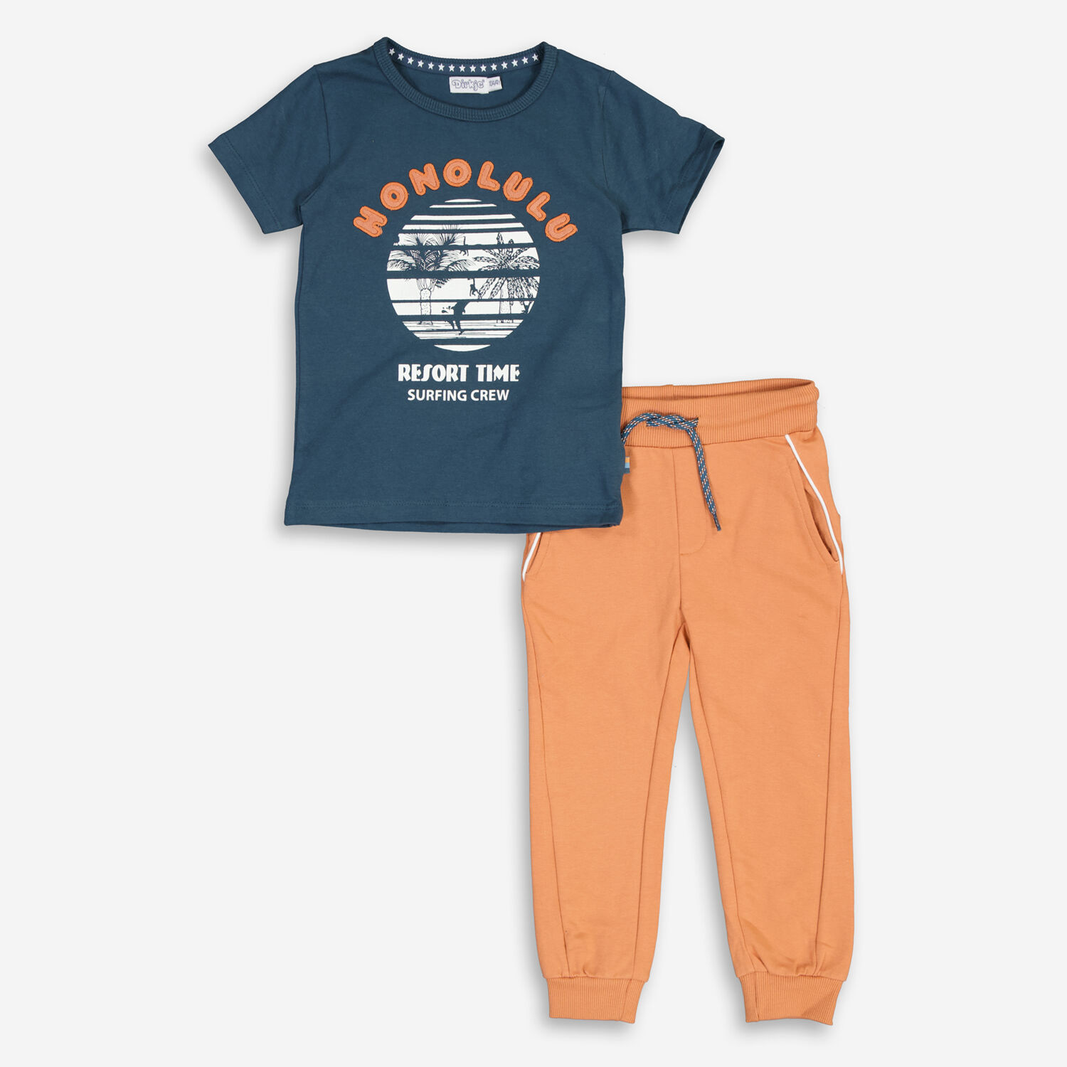 цена Комплект из двух предметов: синяя футболка и оранжевые спортивные штаны Dirkje