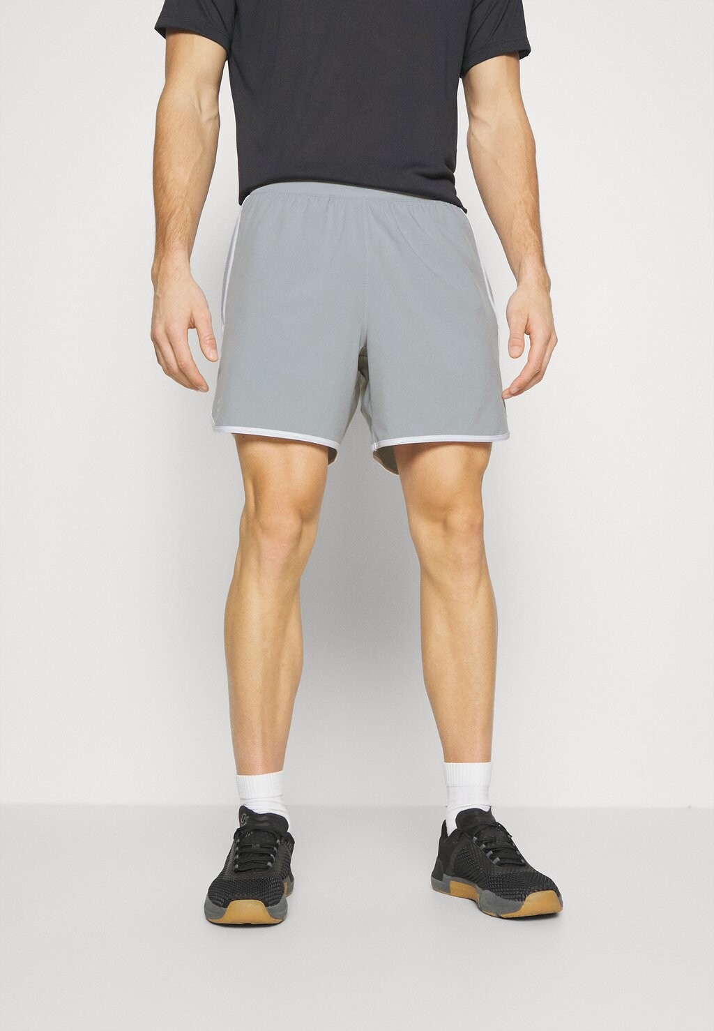 

Спортивные шорты Under Armour