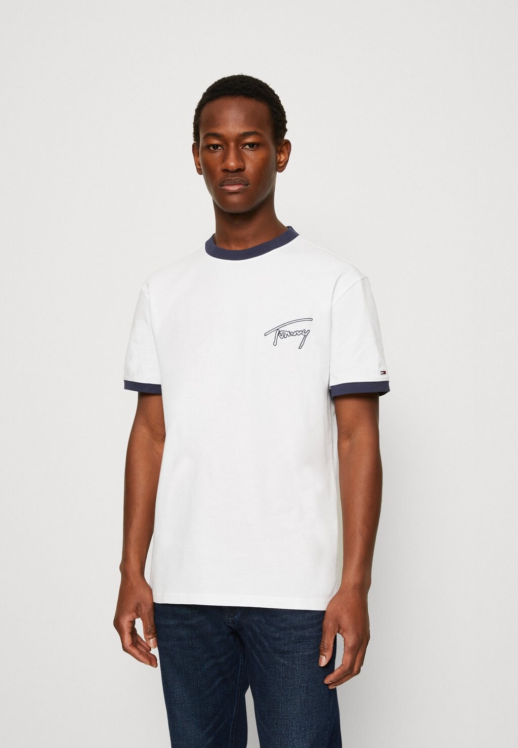

Футболка с принтом Tommy Jeans, белый