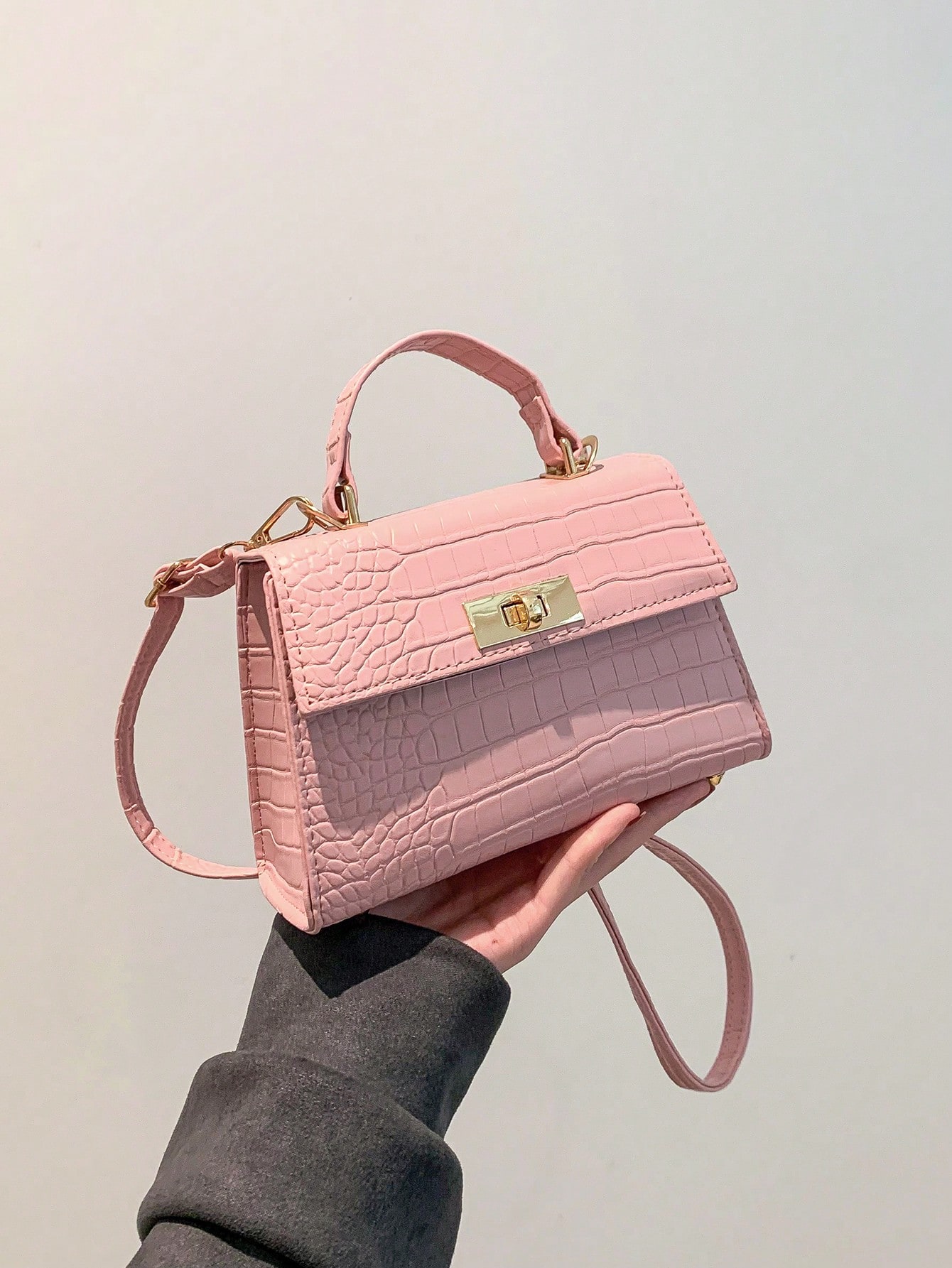 Квадратная сумка с тиснением под крокодила Мини-сумка на плечо с клапаном, пыльный розовый