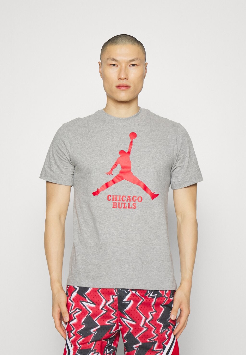 

Спортивная футболка Nike