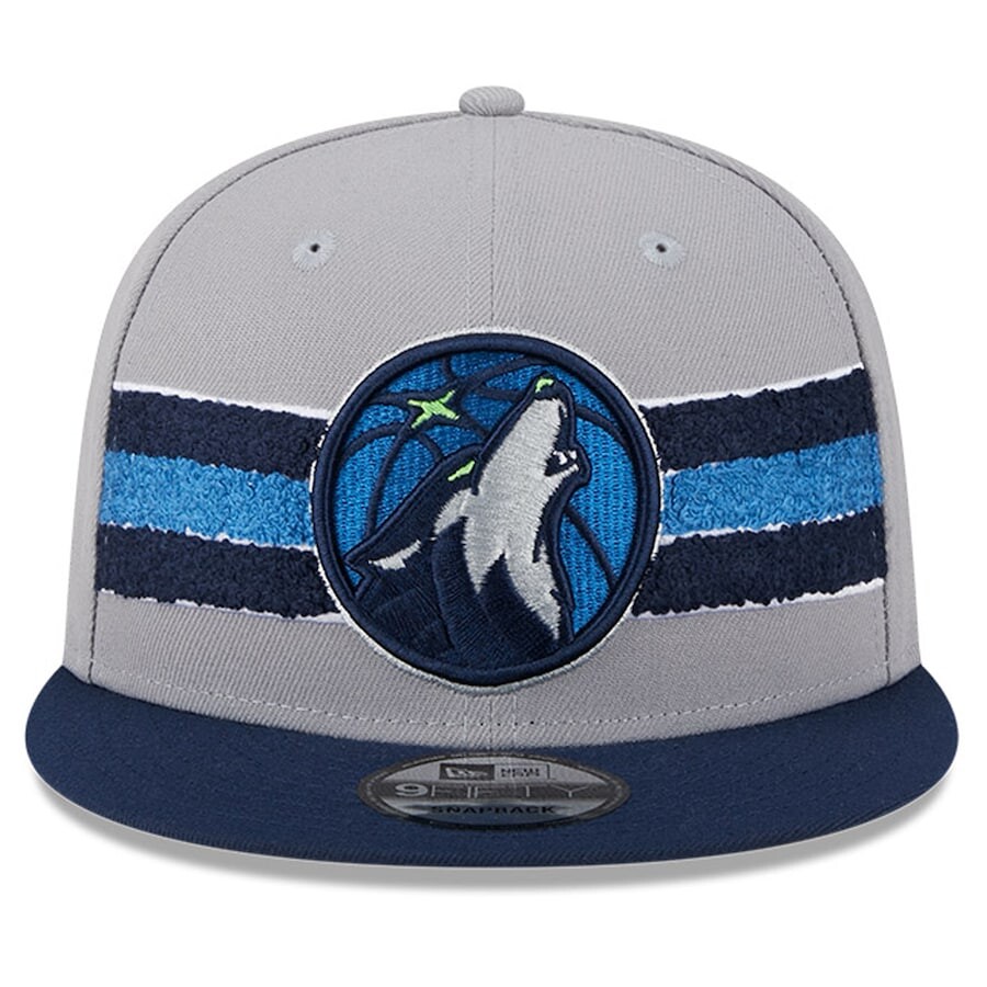 

Бейсболка New Era Minnesota Timberwolves, серый