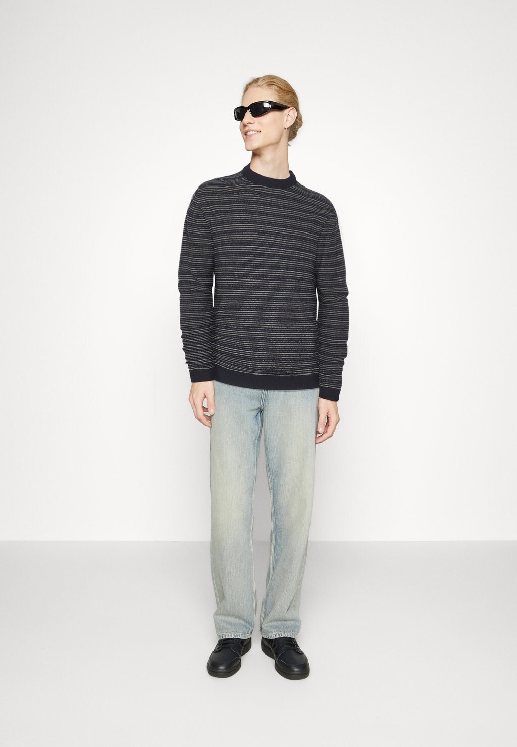 

Вязаный свитер JJROB Jack & Jones, цвет navy blazer/cloud dancer/cockery