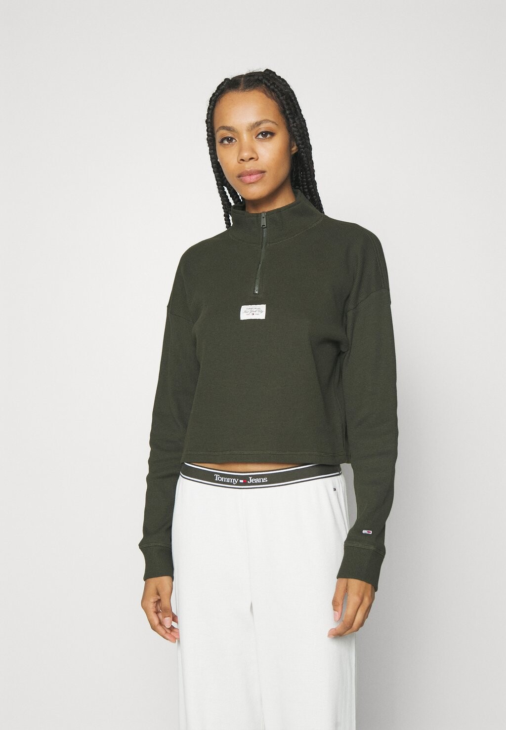 

Верх пижамы Tommy Jeans ВАФЛЯ, цвет dark army