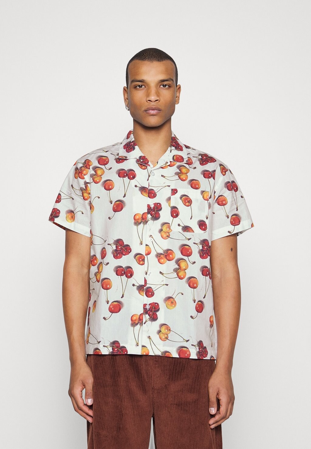 

Рубашка Obey Clothing, белый