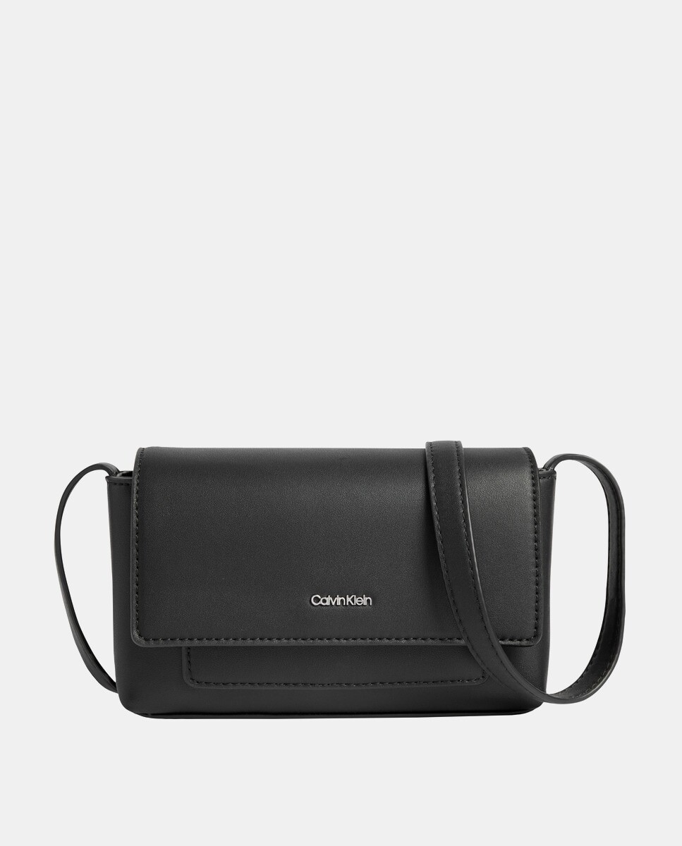 

Мини-сумка через плечо из черной смеси переработанного материала с клапаном Calvin Klein, черный