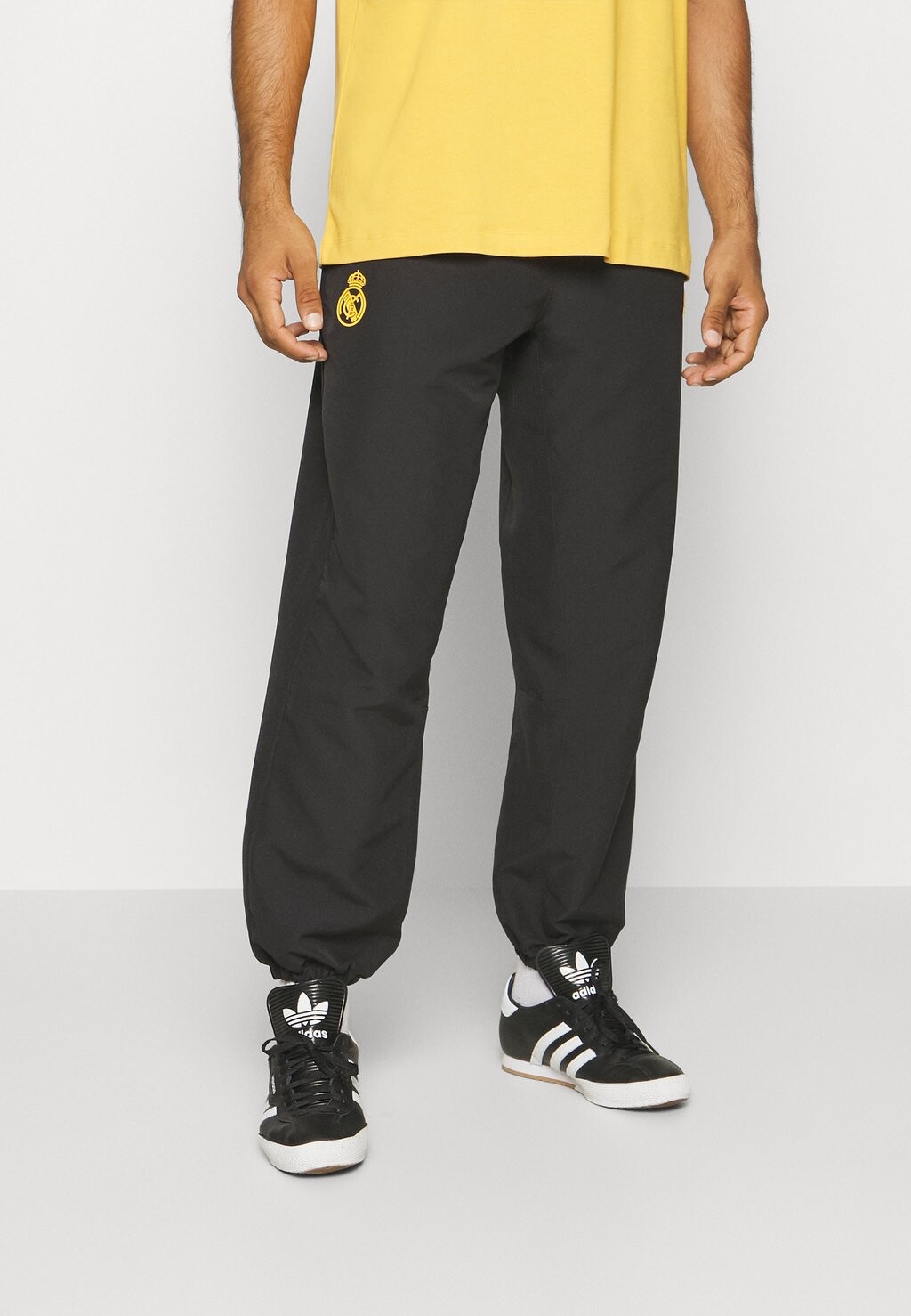 

Команда Real Madrid Lifestyler Adidas, черный