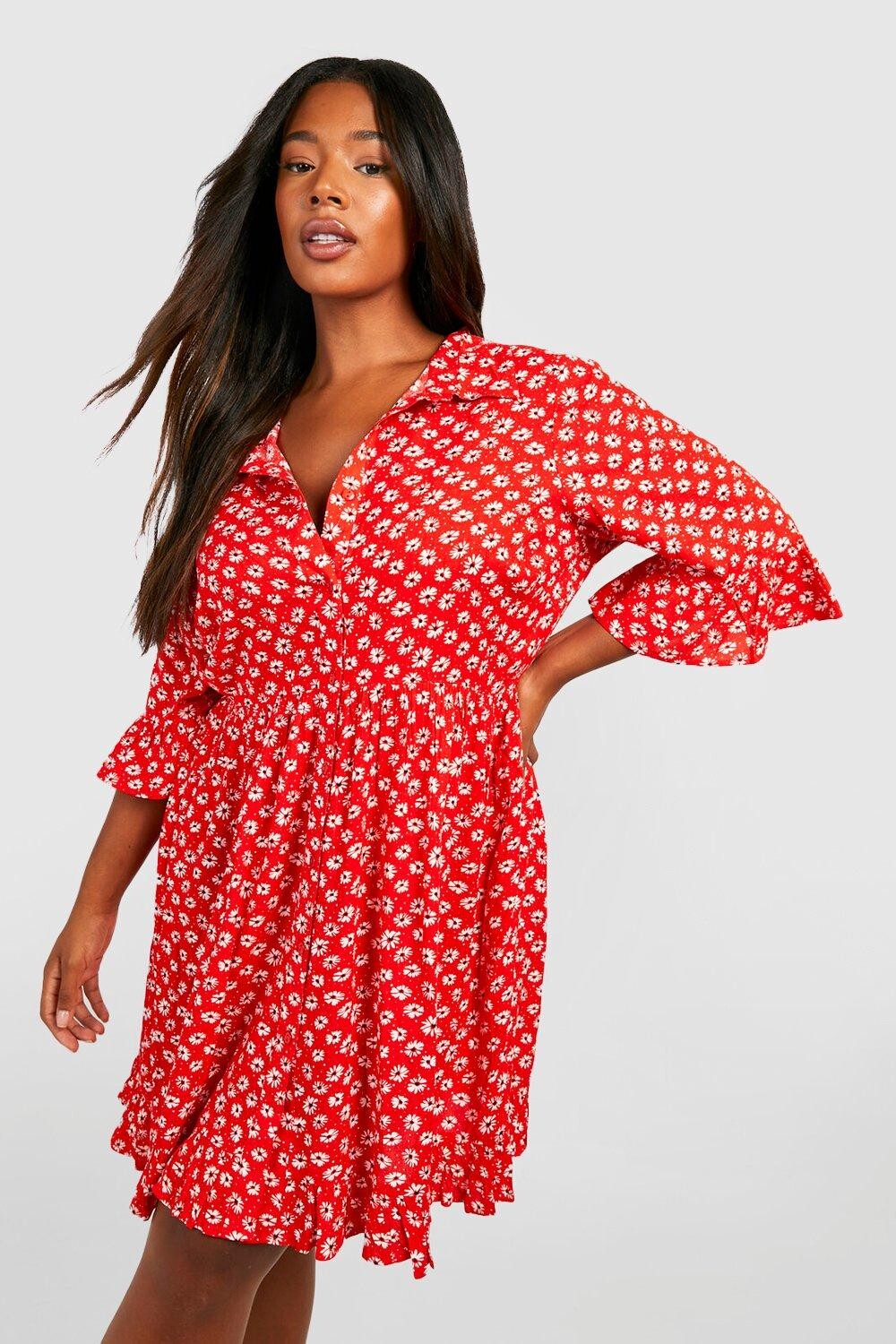 

Платье-рубашка с плиссированной юбкой из тканого цветочного узора Plus boohoo, красный